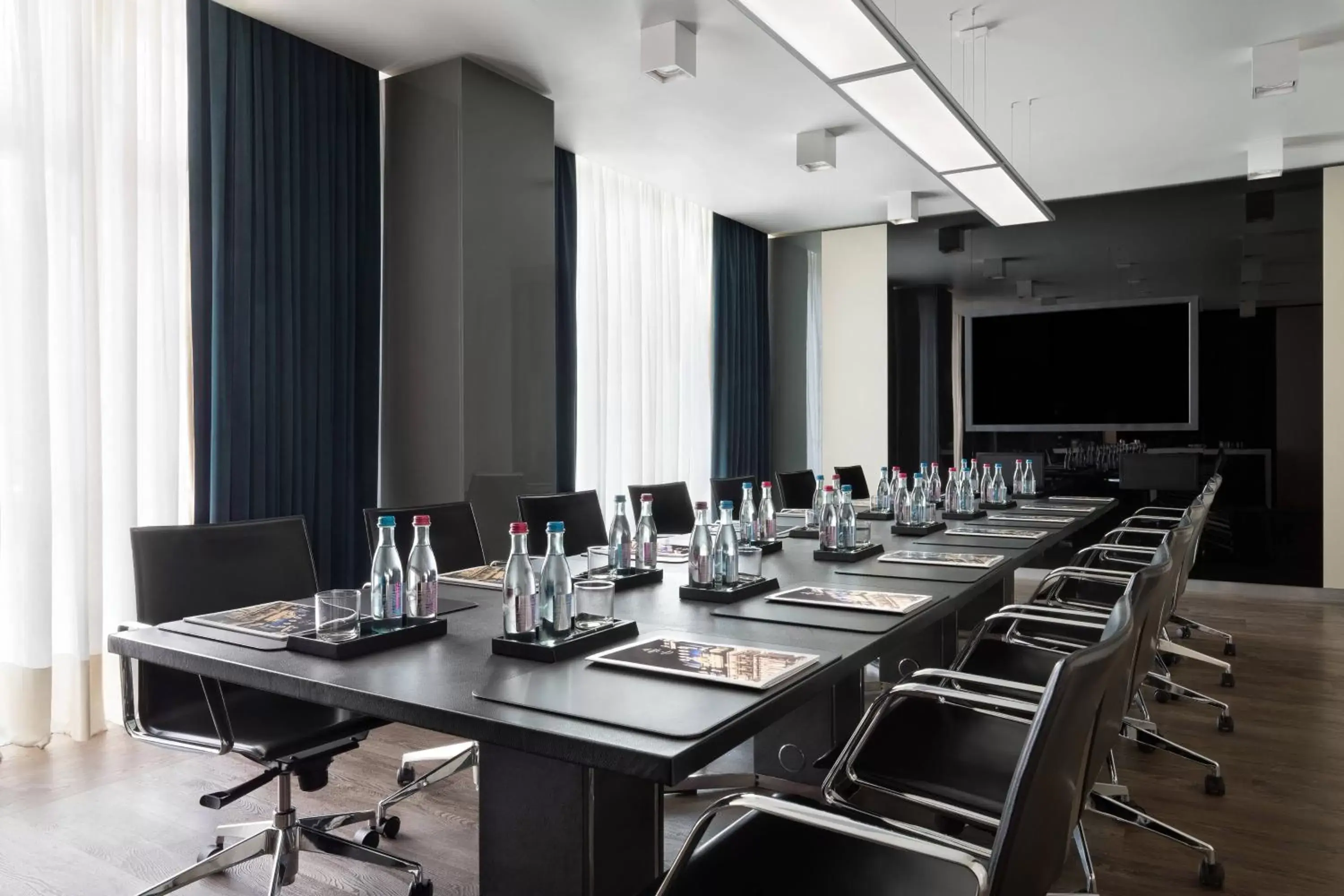 Meeting/conference room in Excelsior Hotel Gallia, a Luxury Collection Hotel, Milan