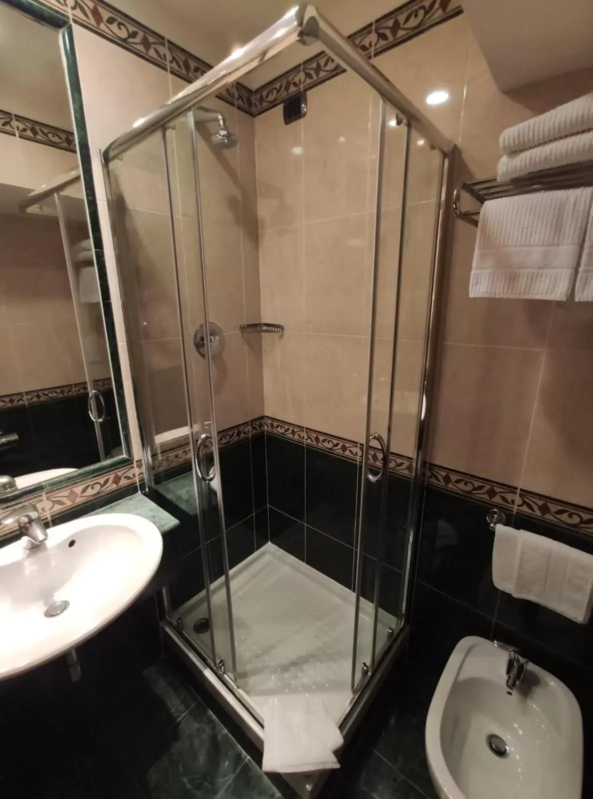 Bathroom in Hotel Miami
