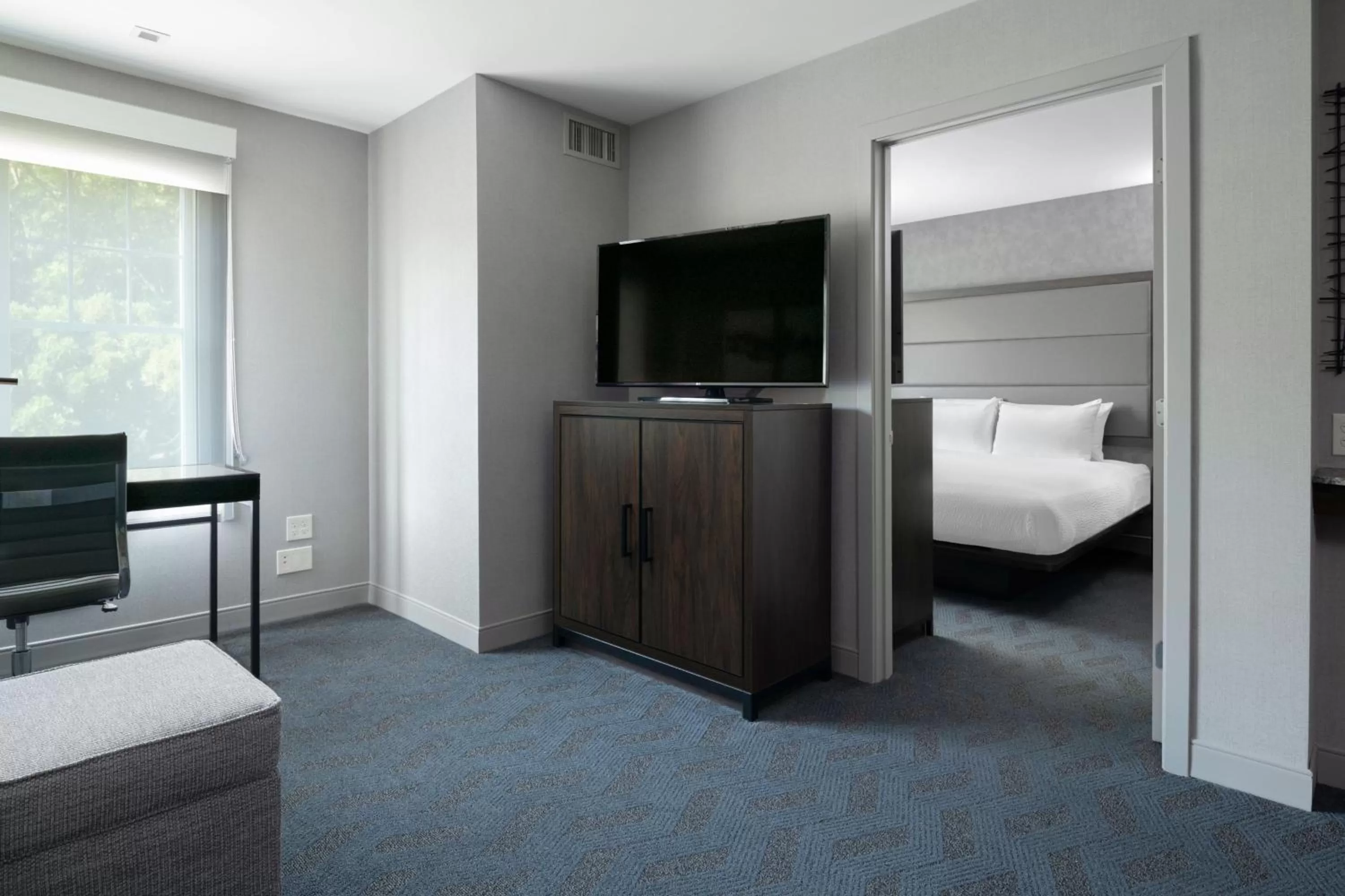 Bedroom, Bed in Residence Inn by Marriott Orangeburg