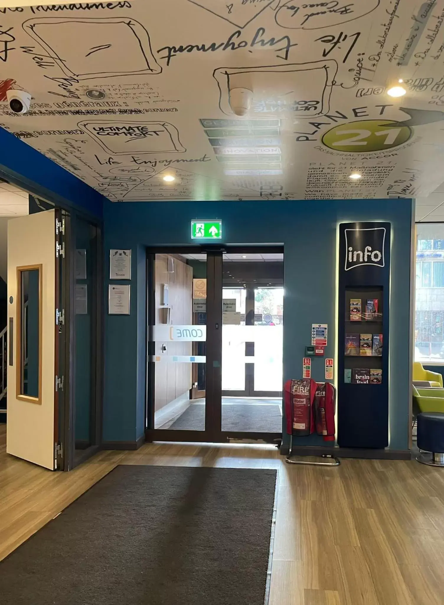 Facade/entrance in ibis budget Belfast City Centre Facade/entrance in ibis budget Belfast City Centre