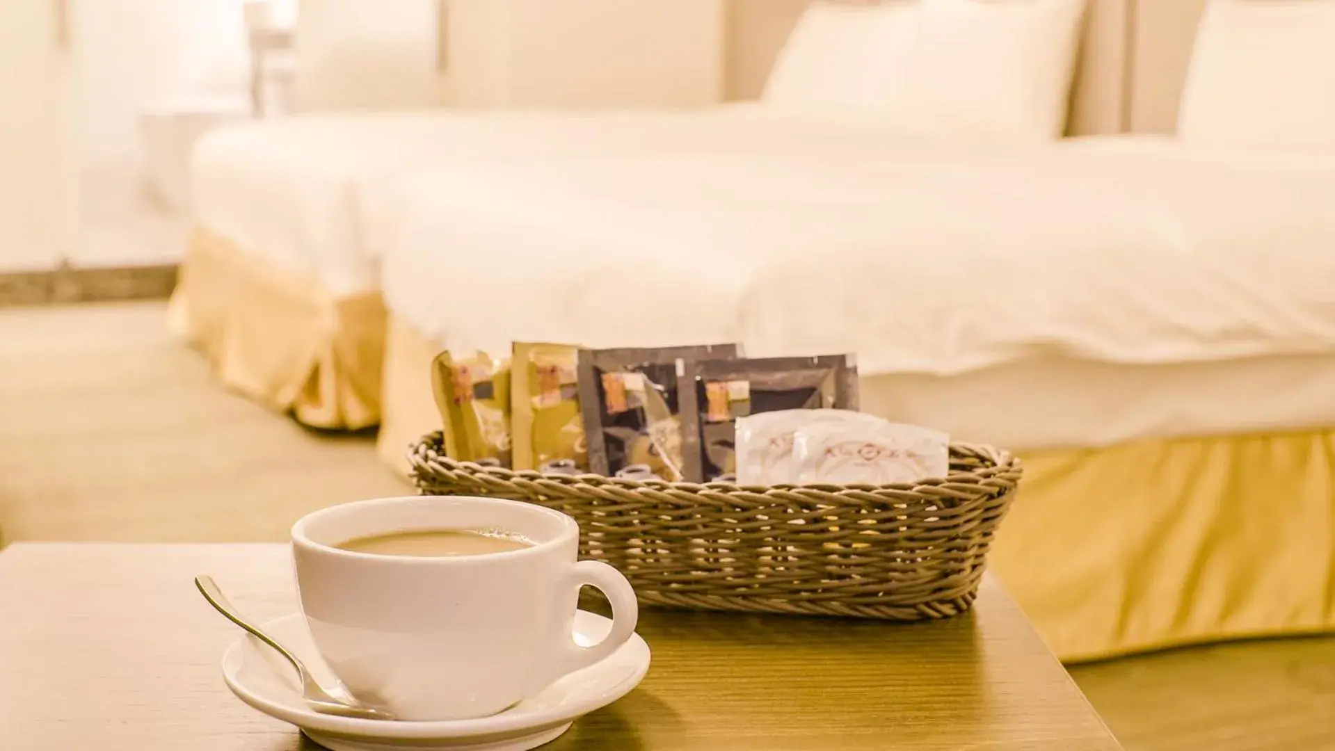 Bedroom, Coffee/Tea Facilities in O2 Hotel Taipei Main Station