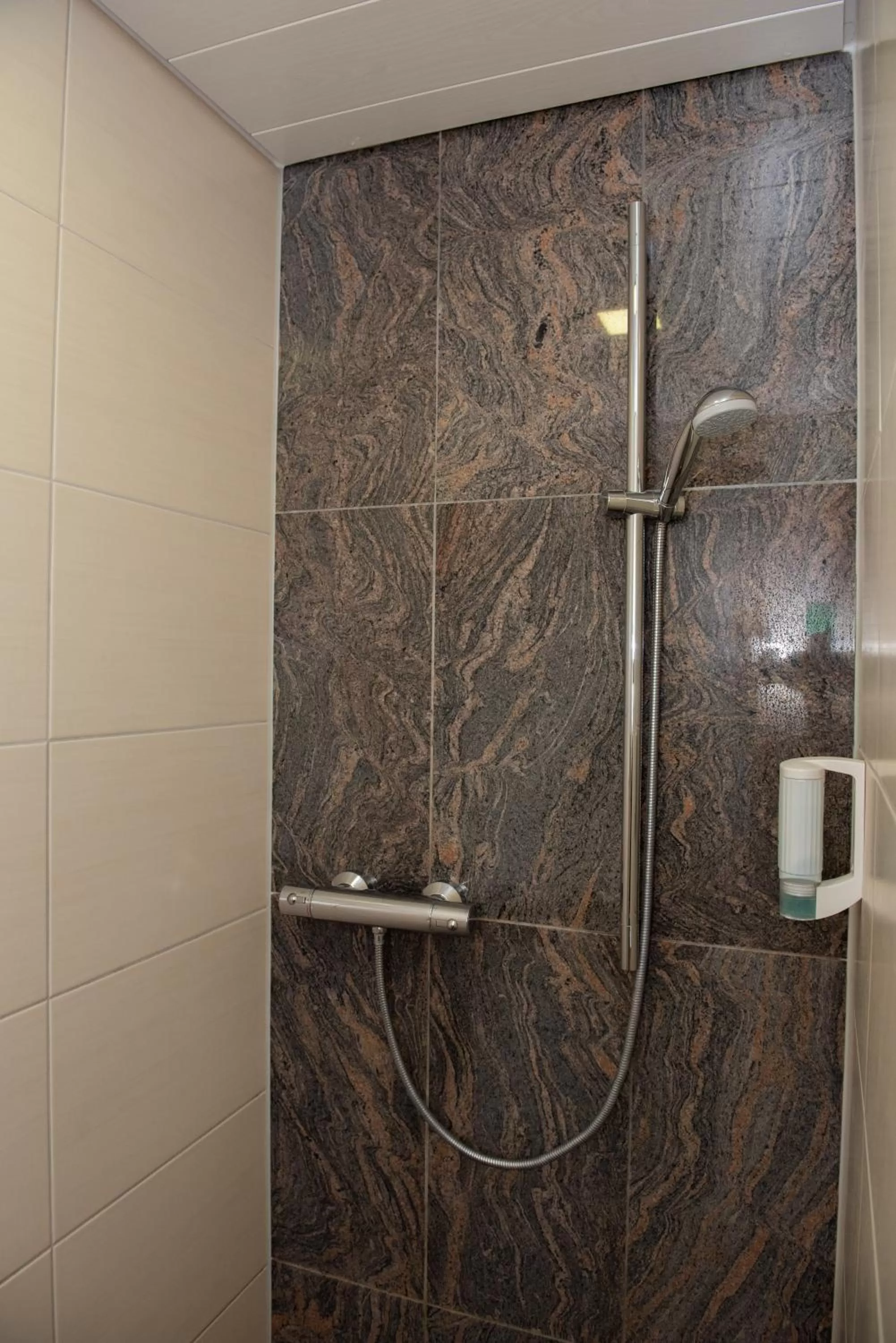 Bathroom in Boutique - Hotel Zum Schloss