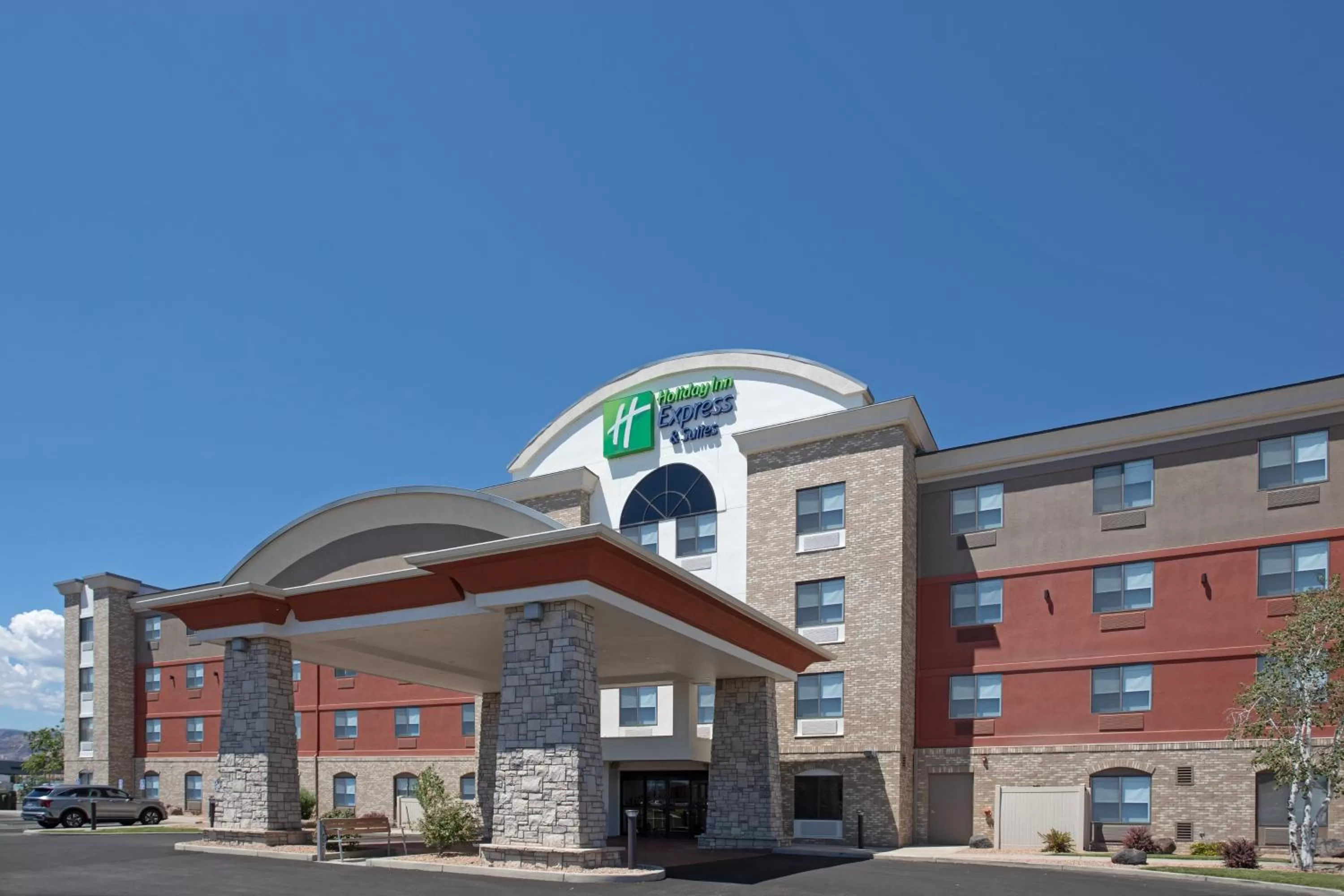 Property building in Holiday Inn Express Hotel & Suites Grand Junction by IHG