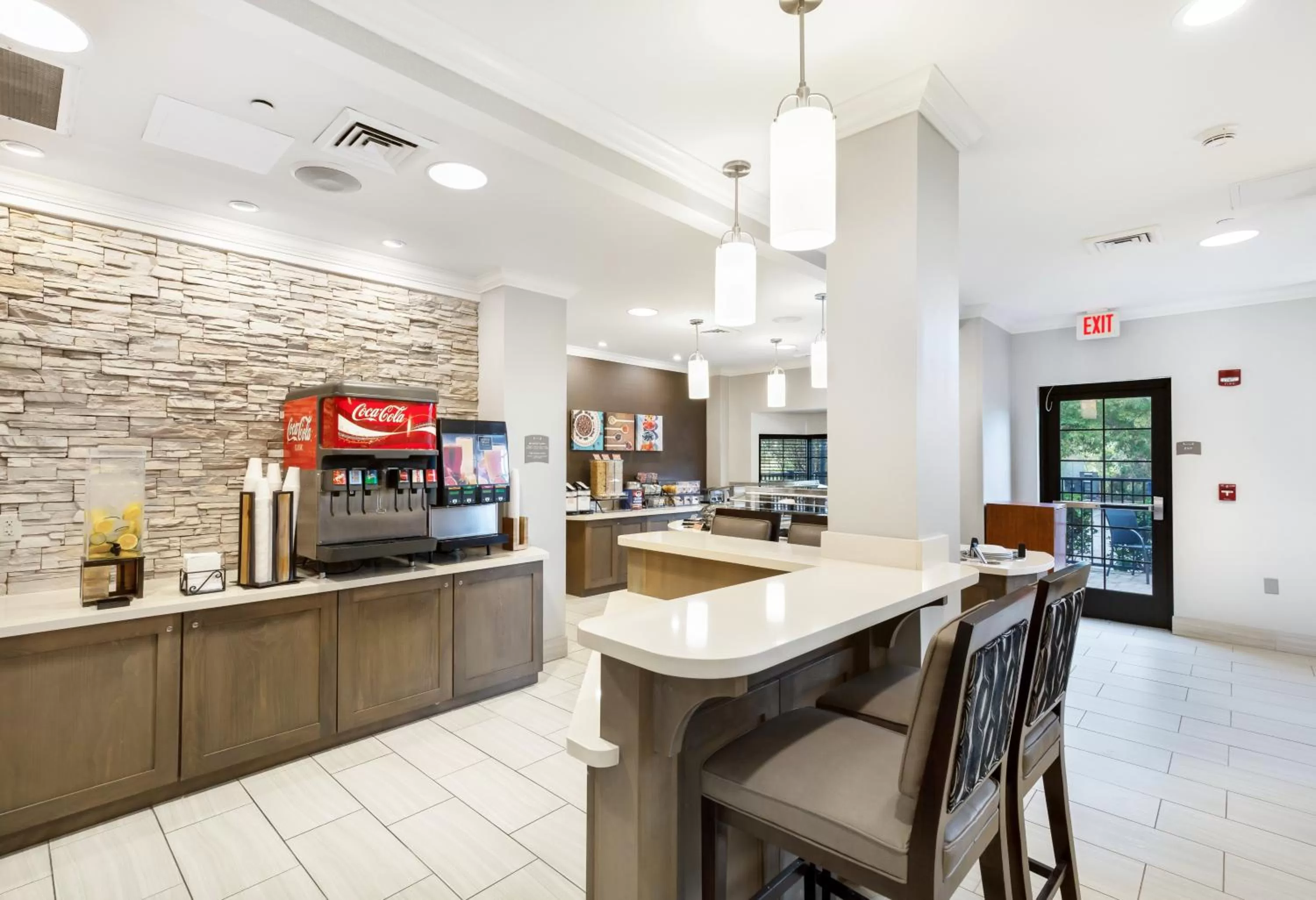 Breakfast in Staybridge Suites Chesapeake-Virginia Beach by IHG