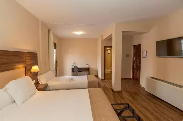 Bedroom in Hotel Finca Los Abetos