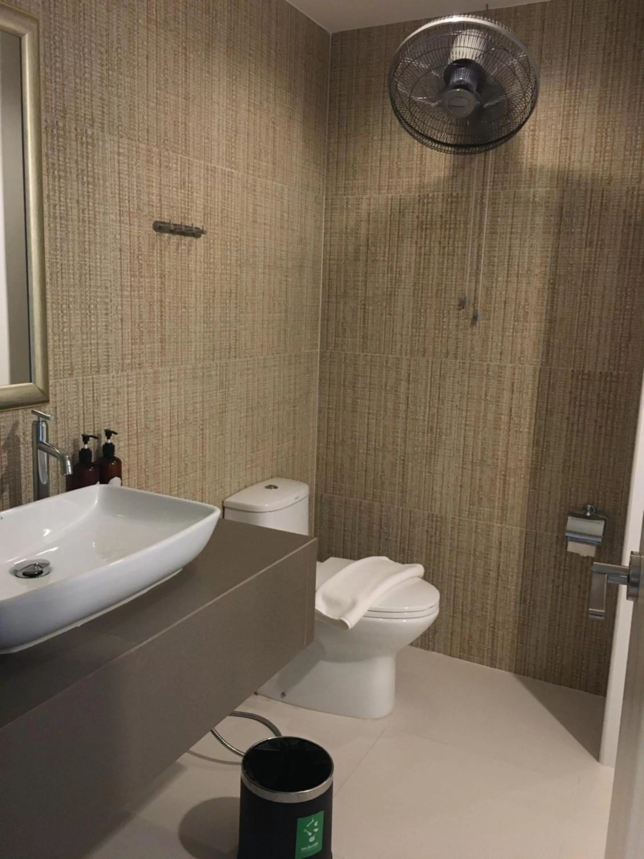 The Farm House Hotel Ranong