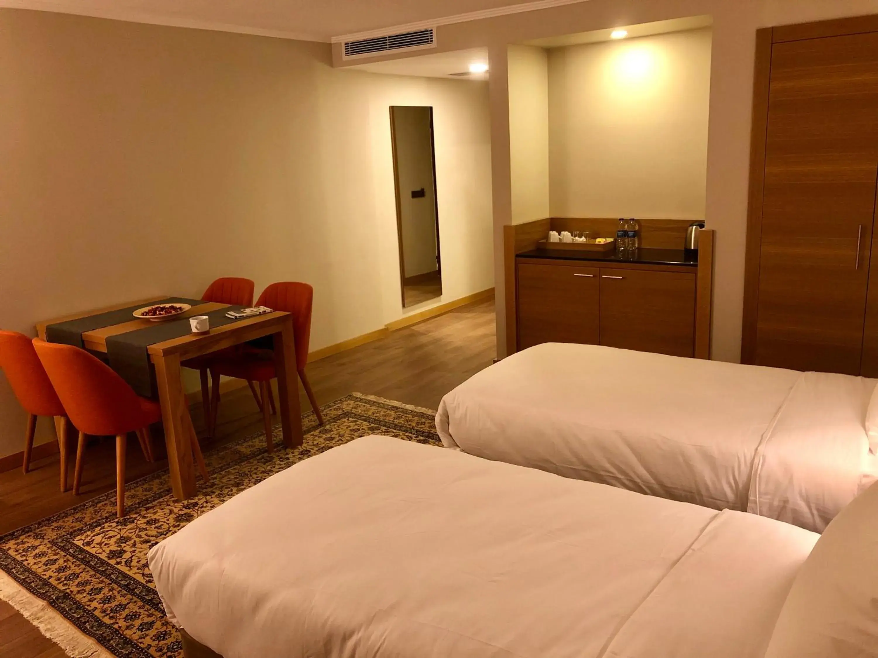 Photo of the whole room, Bed in Hotel Fehmi Bey - Special Category