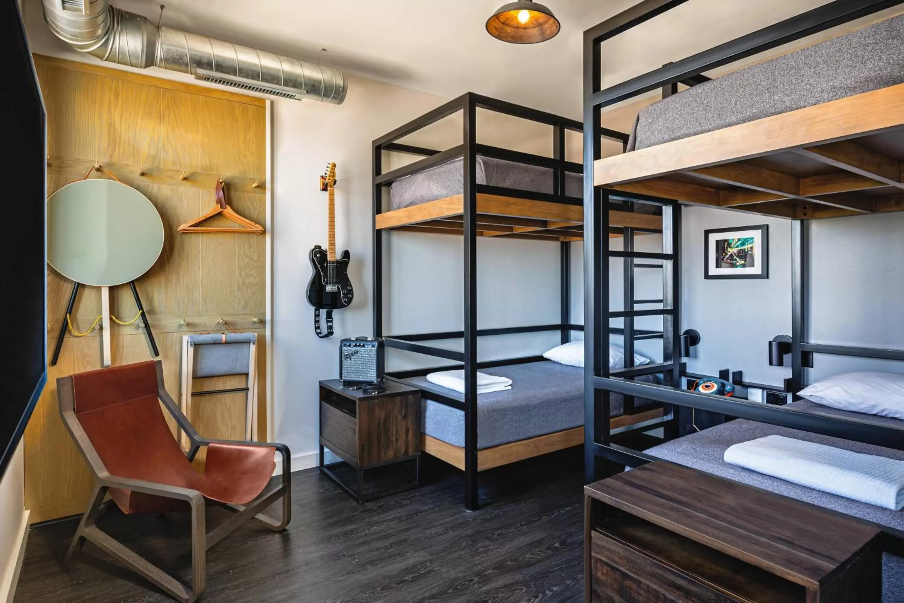 Photo of the whole room, Bunk Bed in MOXY Minneapolis Uptown