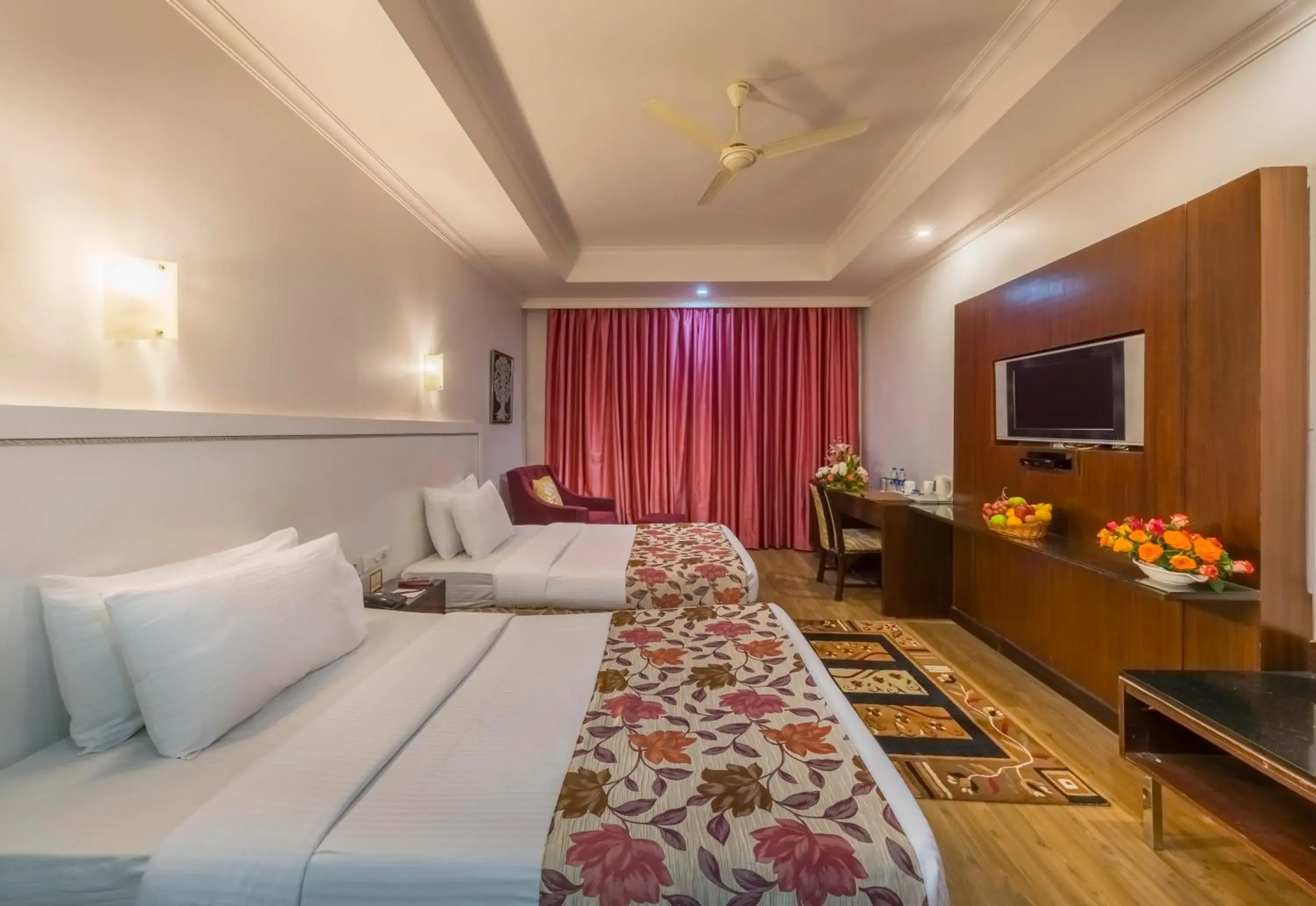 Bed in Hotel Hindusthan International, Bhubaneswar