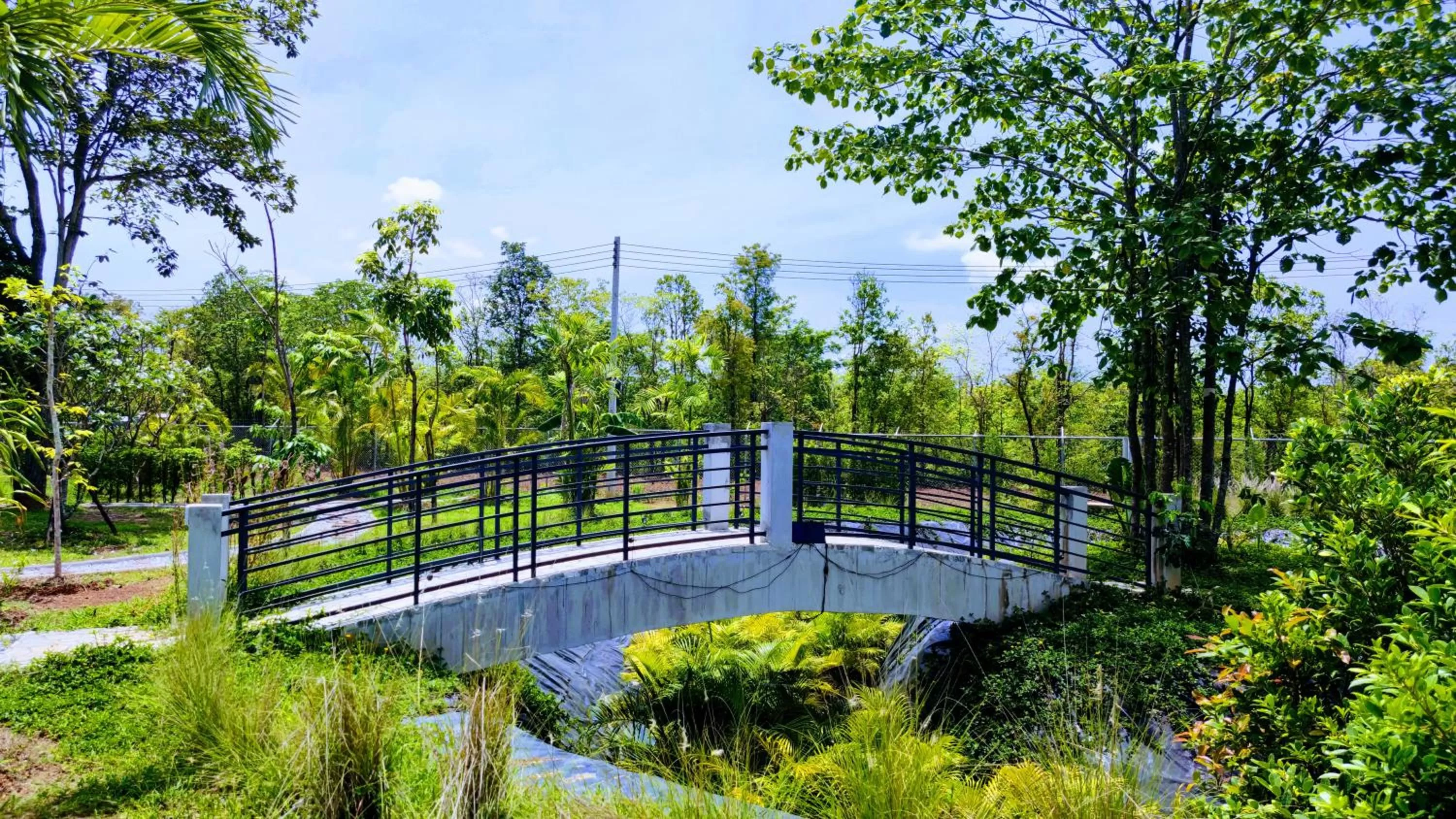 Garden in Isan Golf & Adventure Hotel