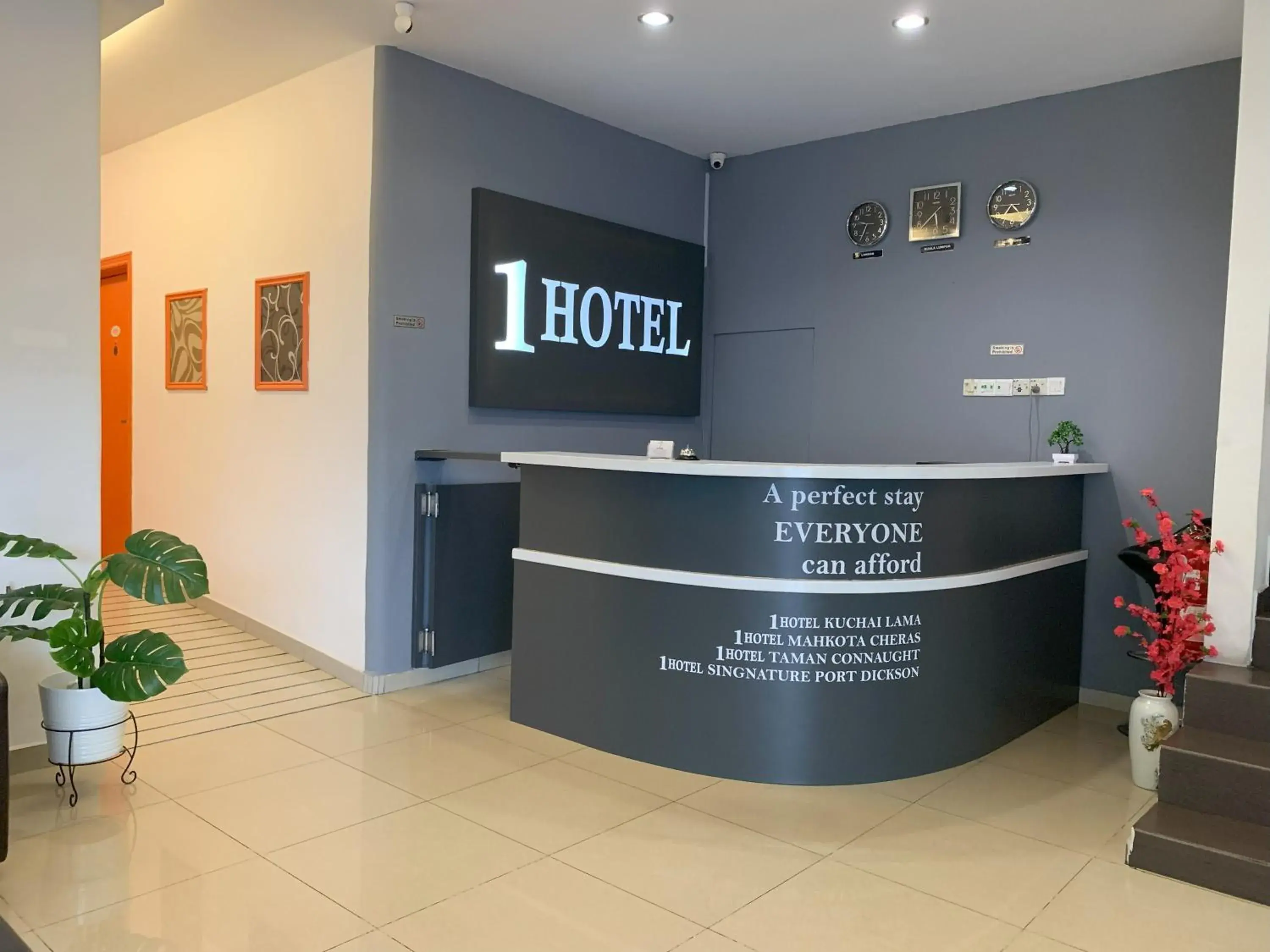 Lobby or reception in 1 Hotel Kuchai Lama Lobby or reception in 1 Hotel Kuchai Lama