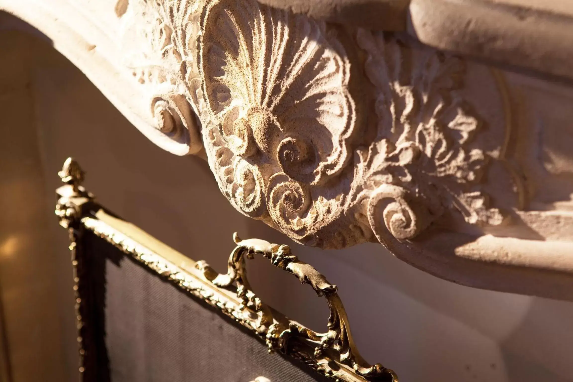 Decorative detail in Hotel d'Angleterre