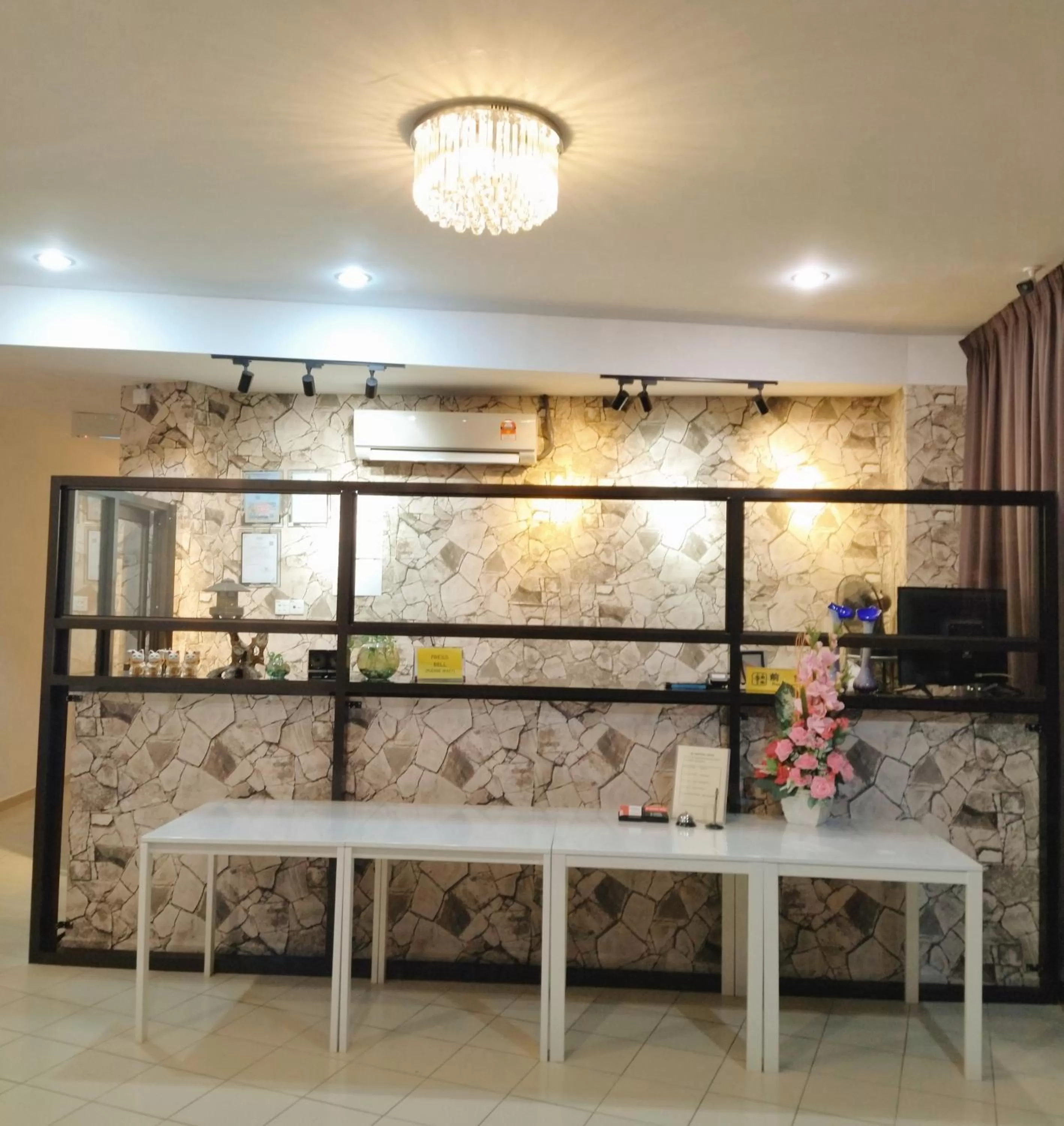 Lobby or reception in Sp Central Hotel