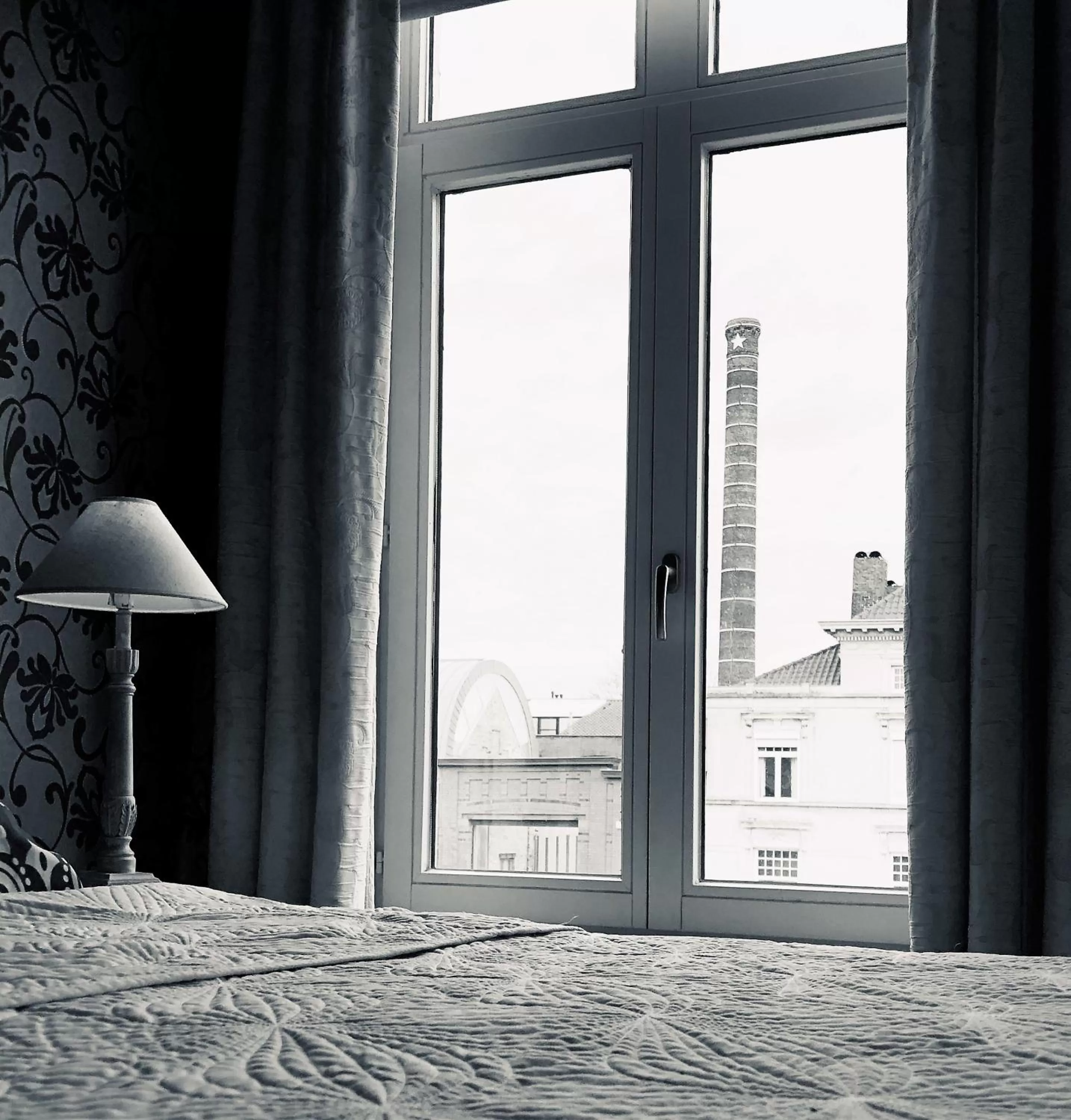 Property building, Bed in B&B Coupure