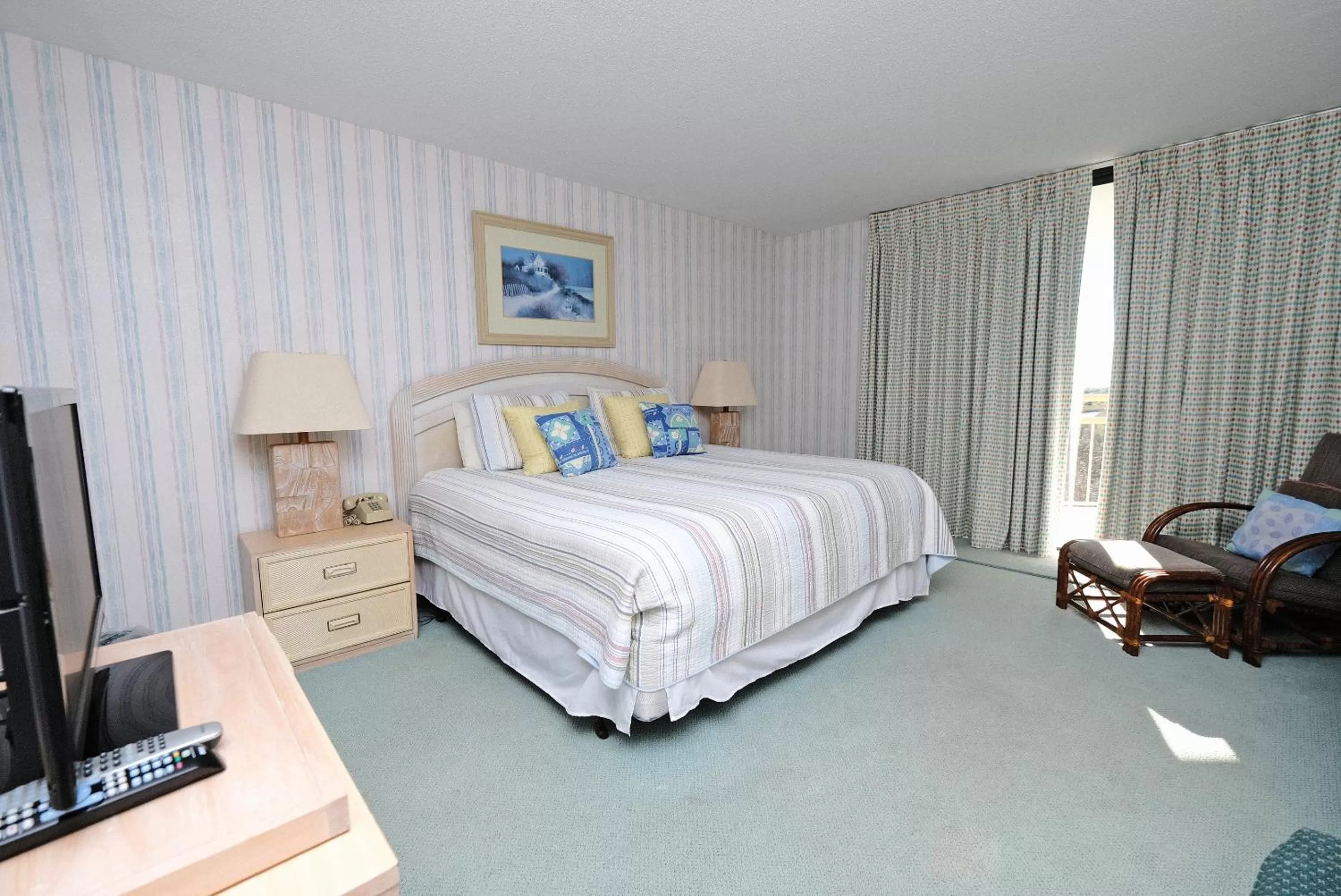 Bedroom in Beach Vacation Condos