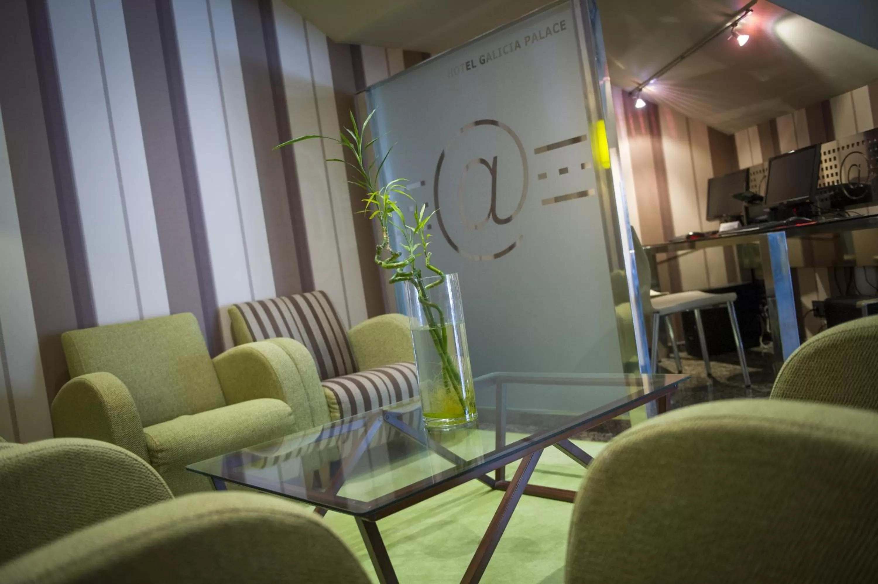 Business facilities in Galicia Palace