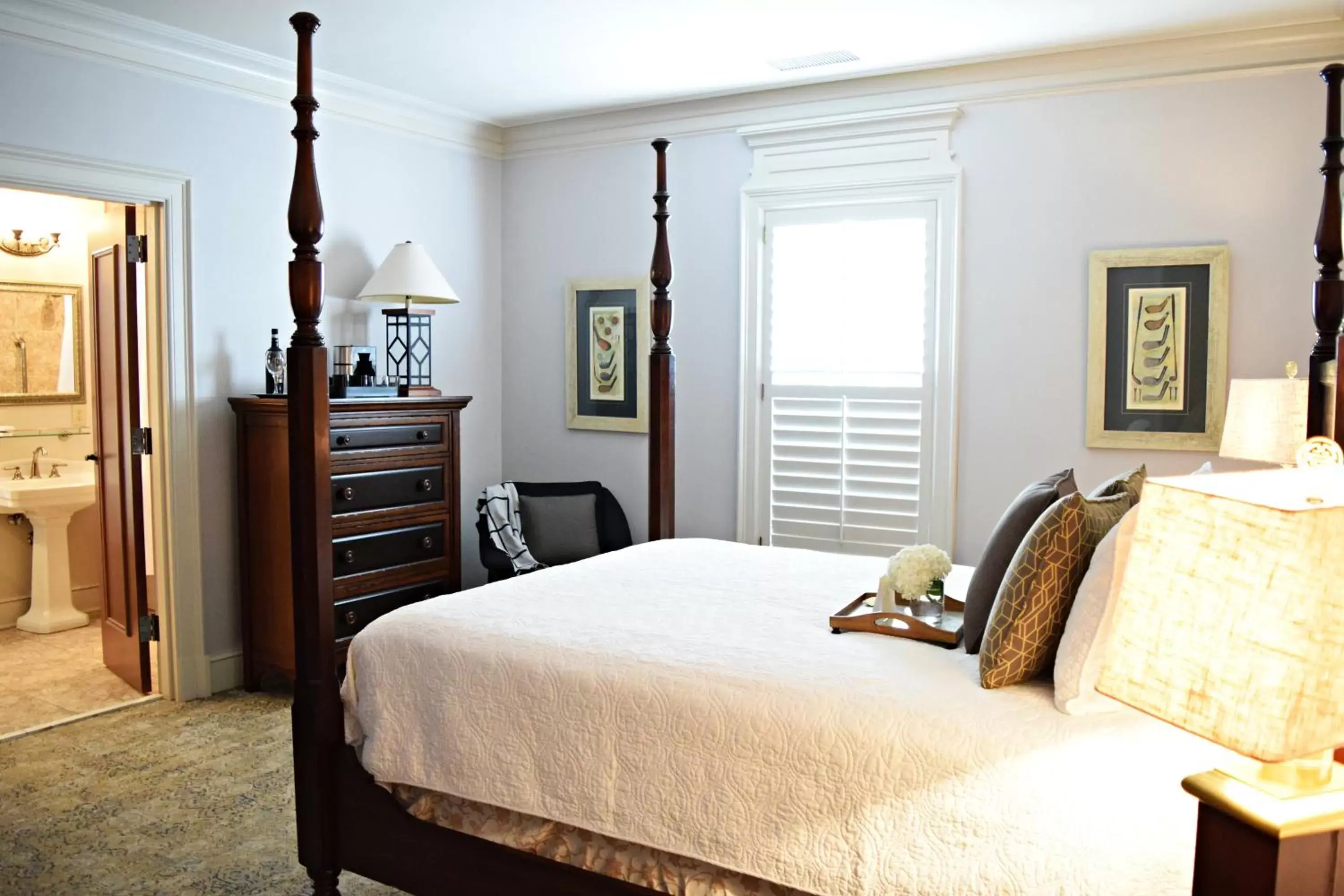 Photo of the whole room, Bed in JH Adams Inn, Trademark Collection by Wyndham