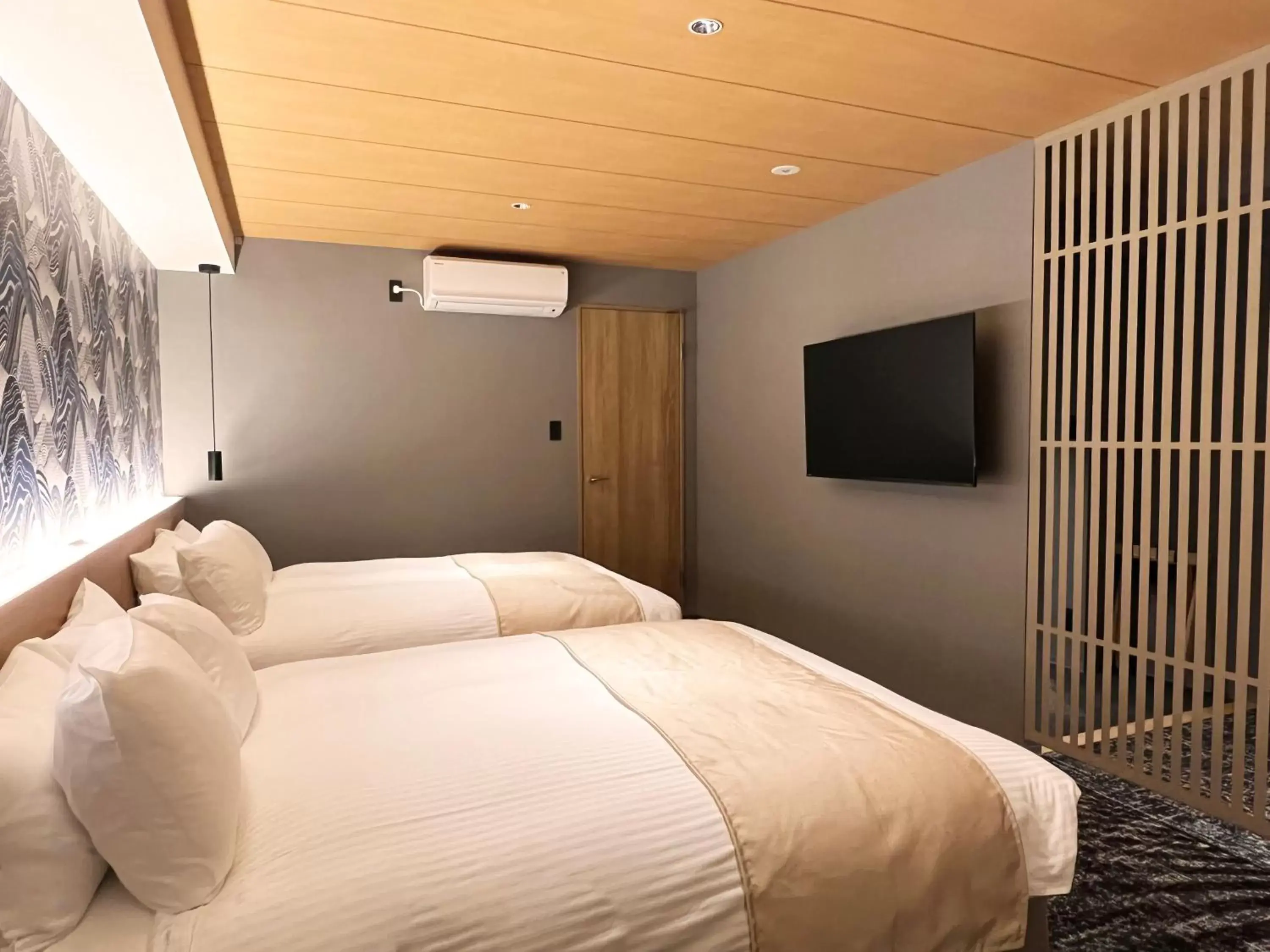 Photo of the whole room, Bed in Rinn Gion Shirakawa