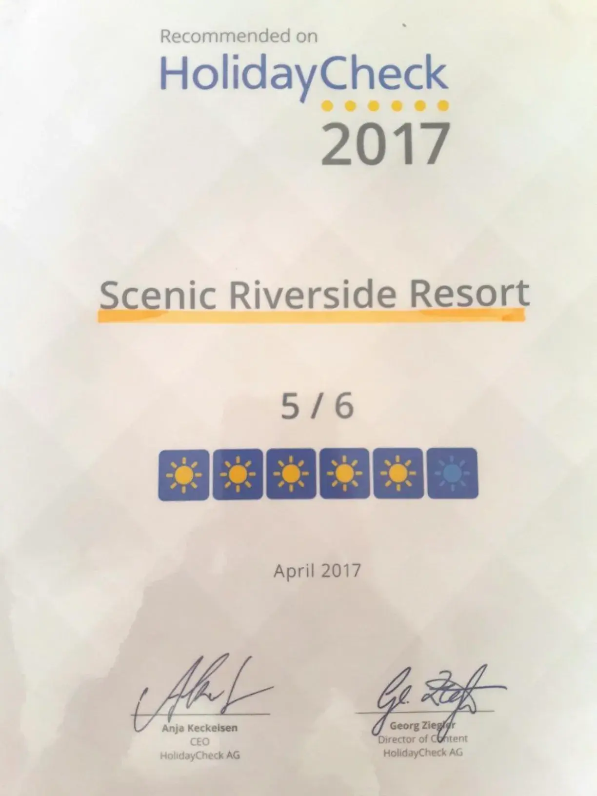 Scenic Riverside Resort