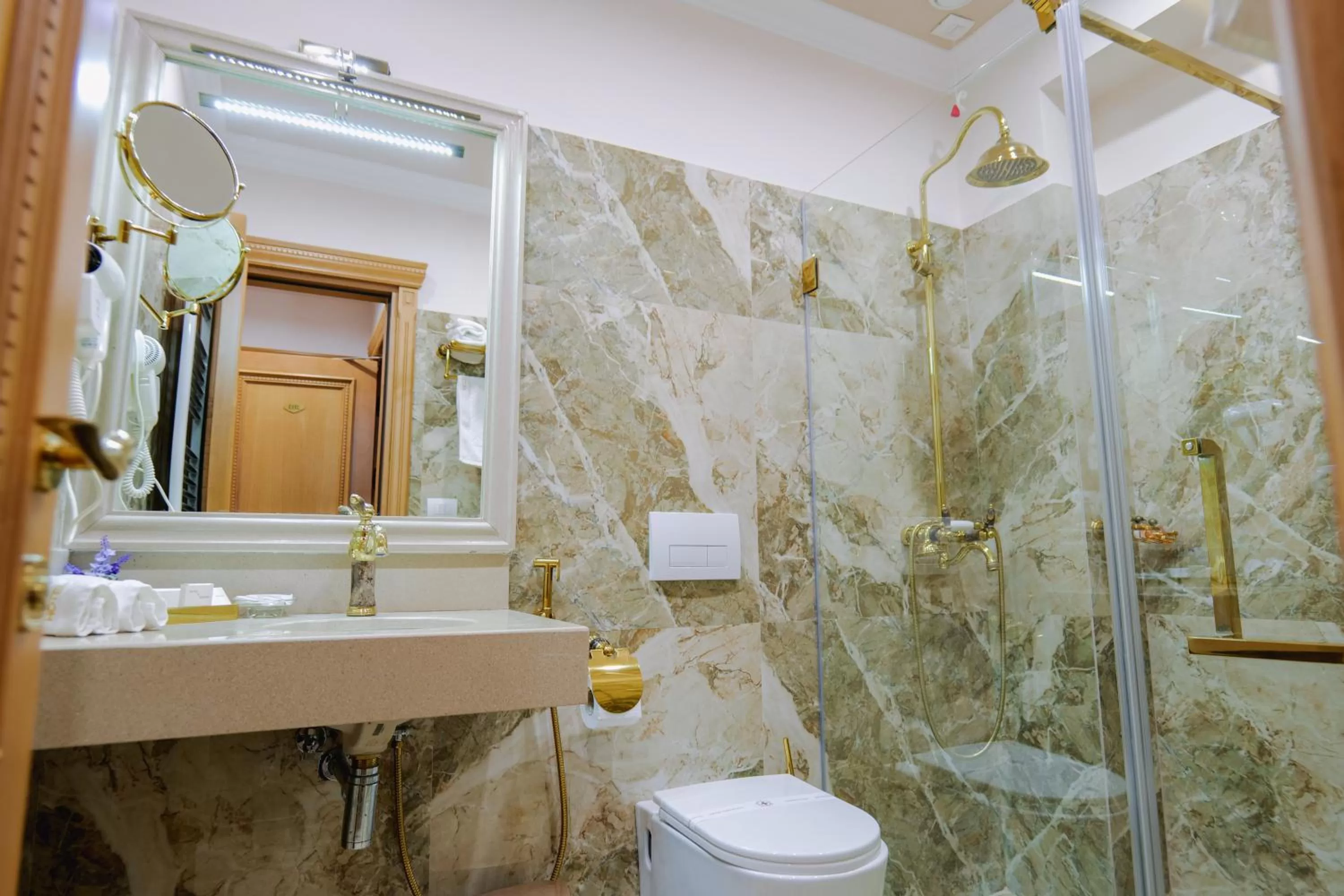 Bathroom in Hotel Boka