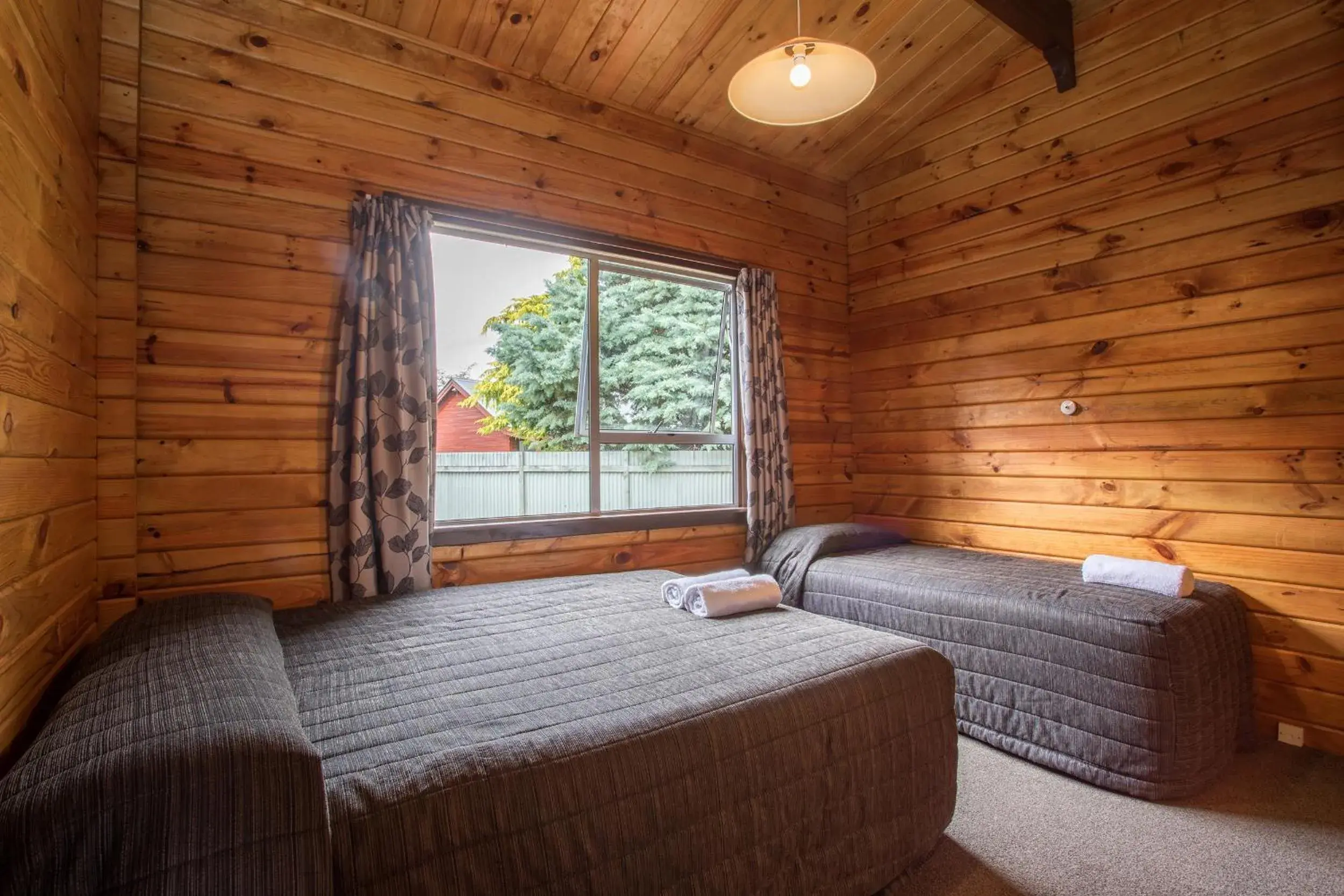 Bedroom, Bed in Te Anau Top 10 Holiday Park and Motels