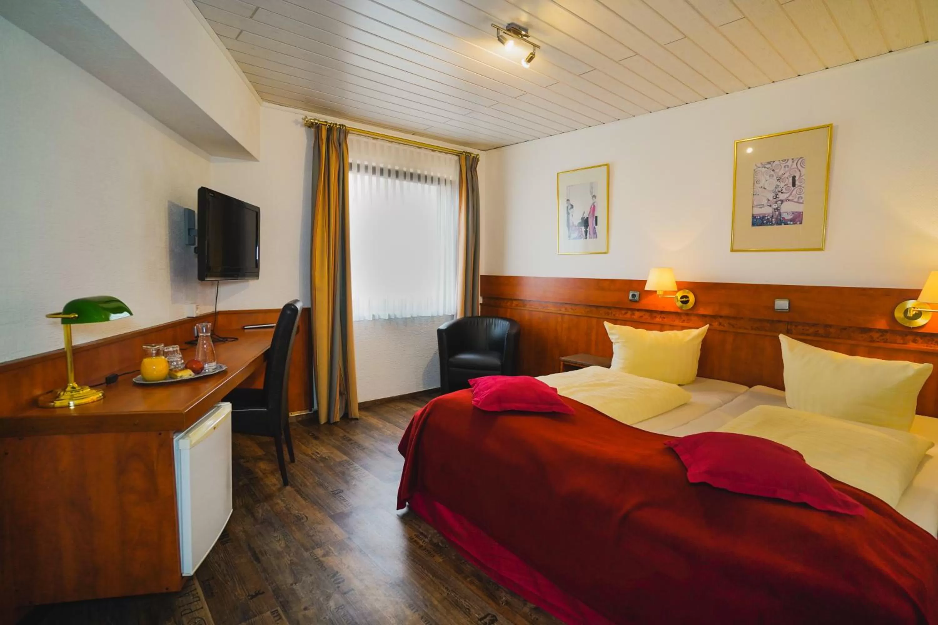 Bed in Gästehaus Präsenzhof