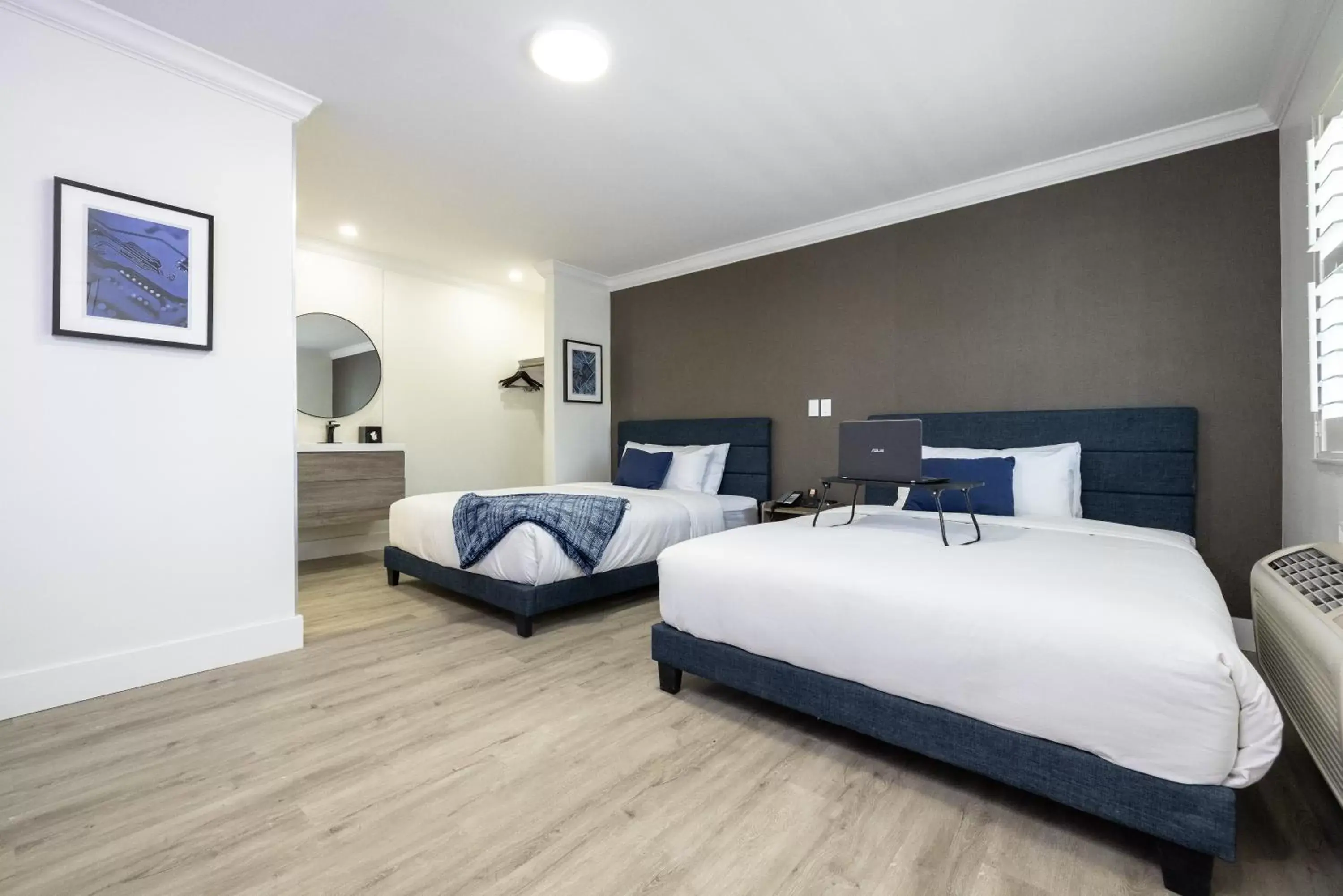 Bedroom, Bed in WAFER 450 Hotel Bedroom, Bed in WAFER 450 Hotel