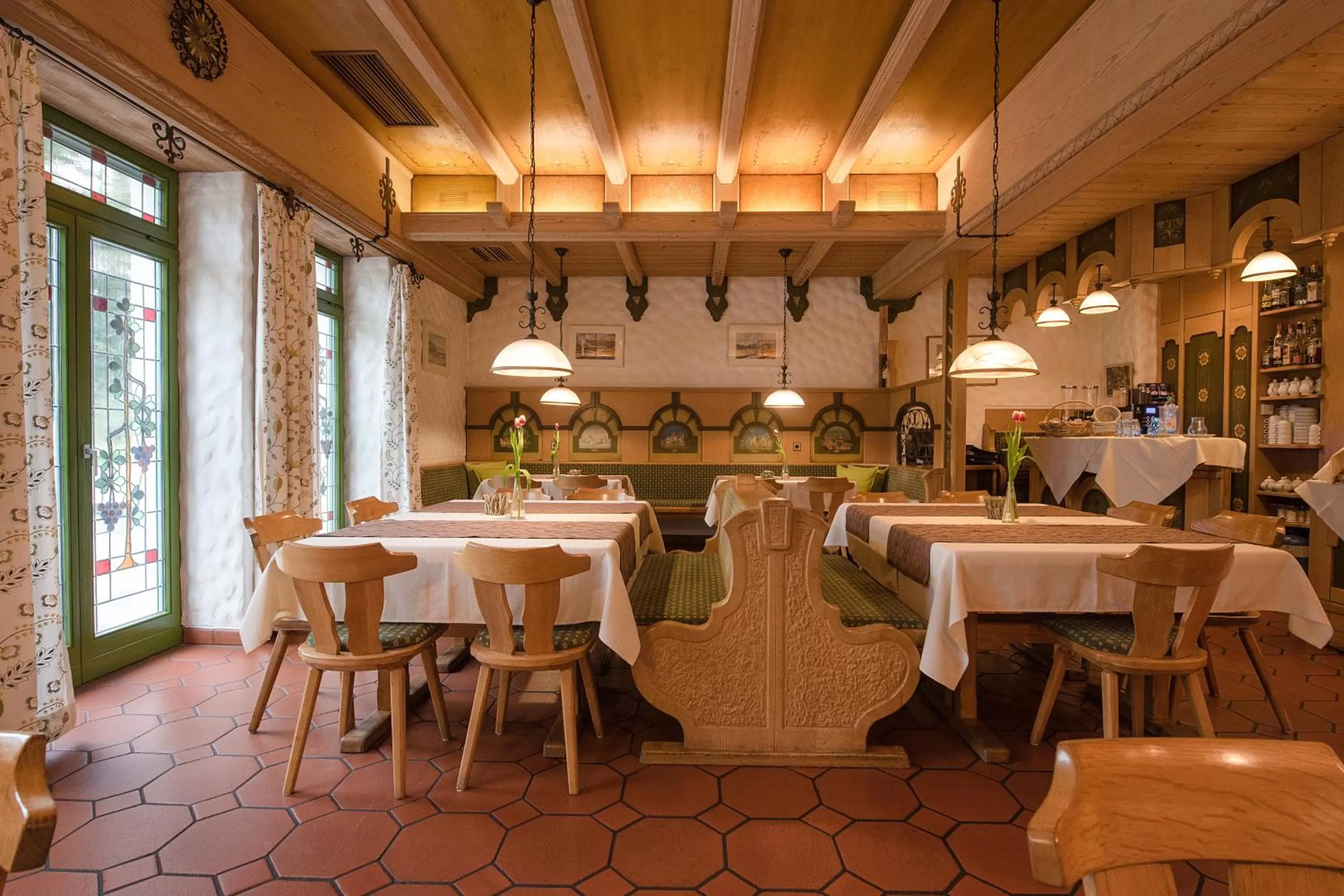 Restaurant/places to eat in Hotel am Schloss