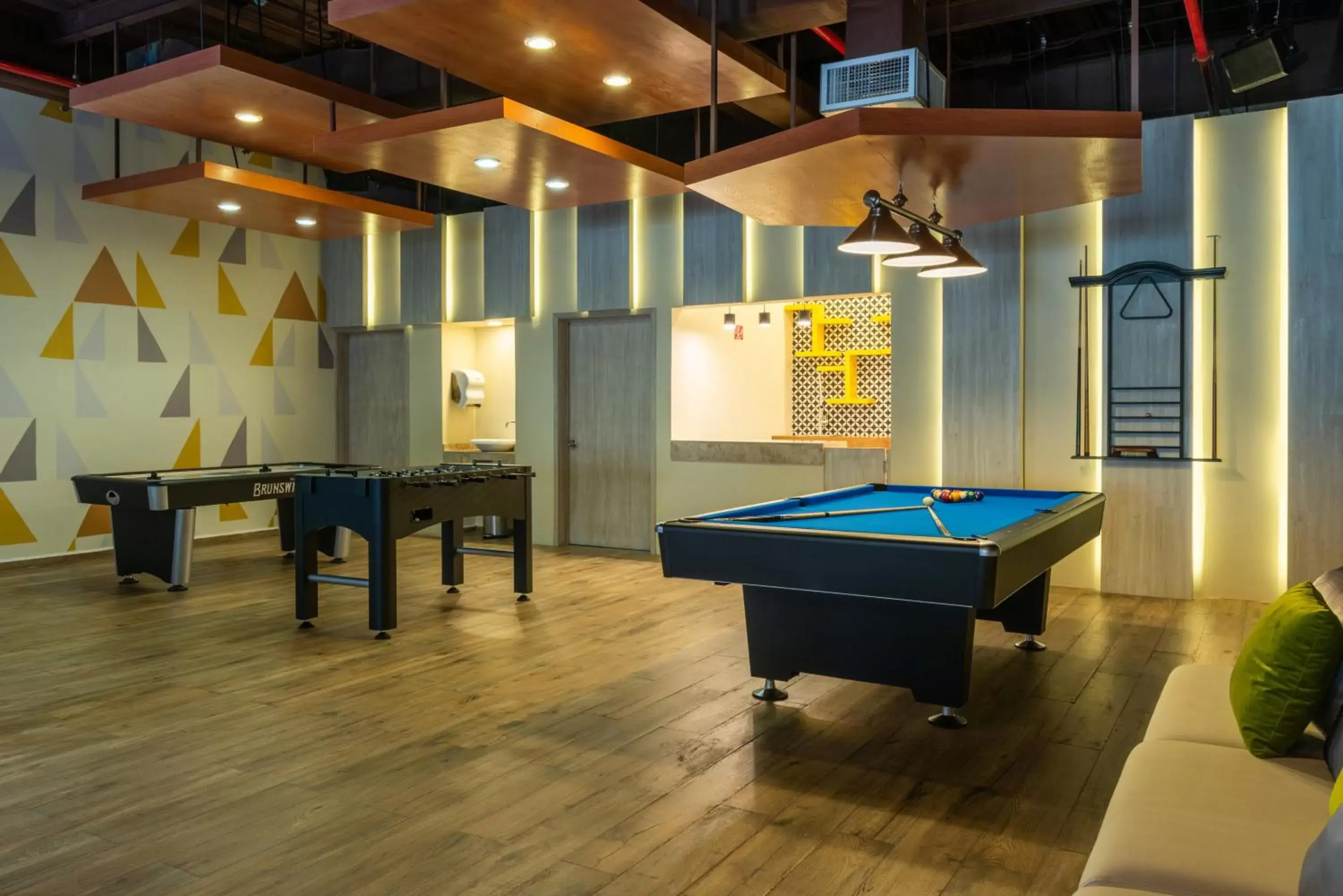 Game Room, Billiards in Hyatt Ziva Cancun