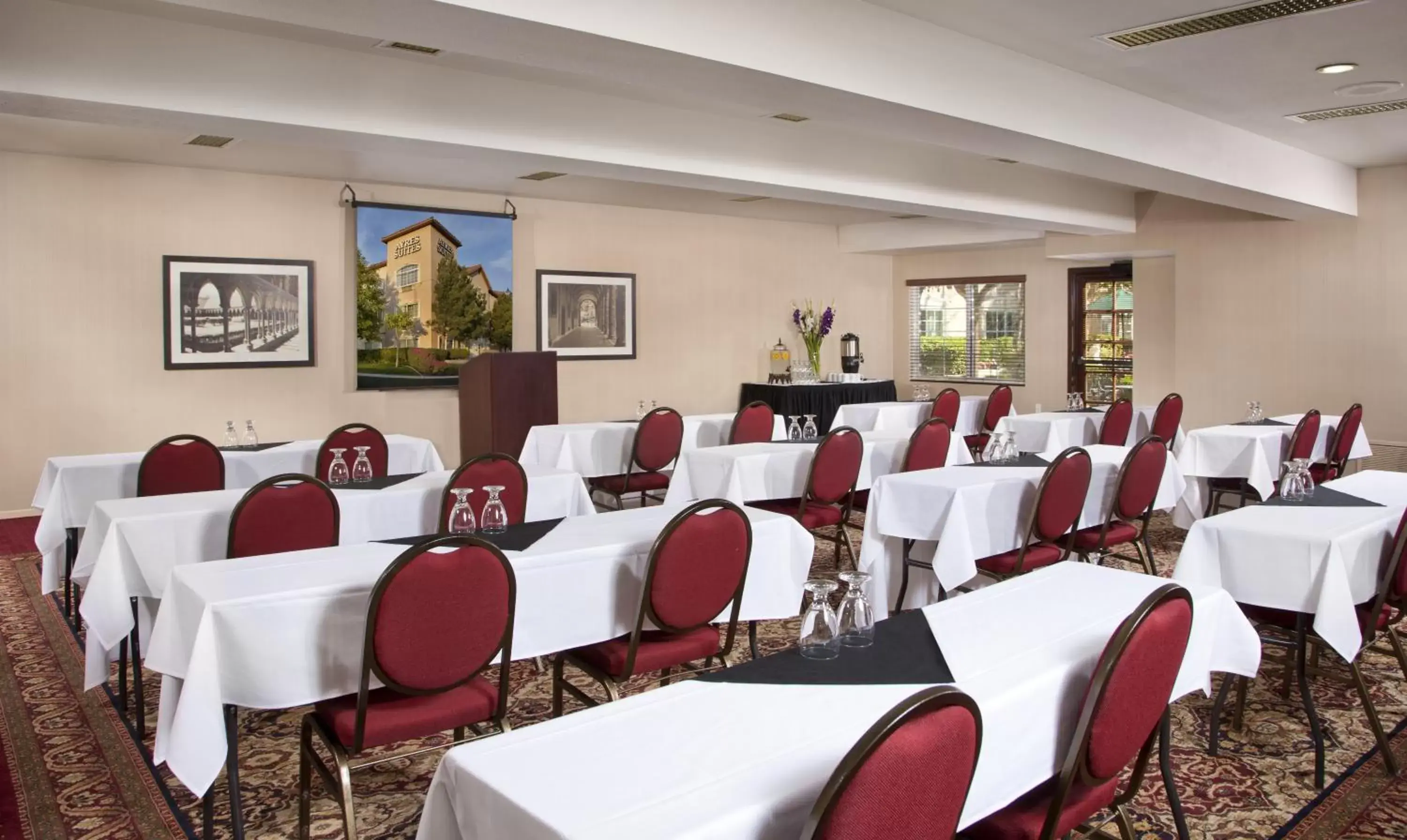 Banquet/Function facilities, Banquet Facilities in Ayres Suites Ontario at the Mills Mall - Rancho Cucamonga