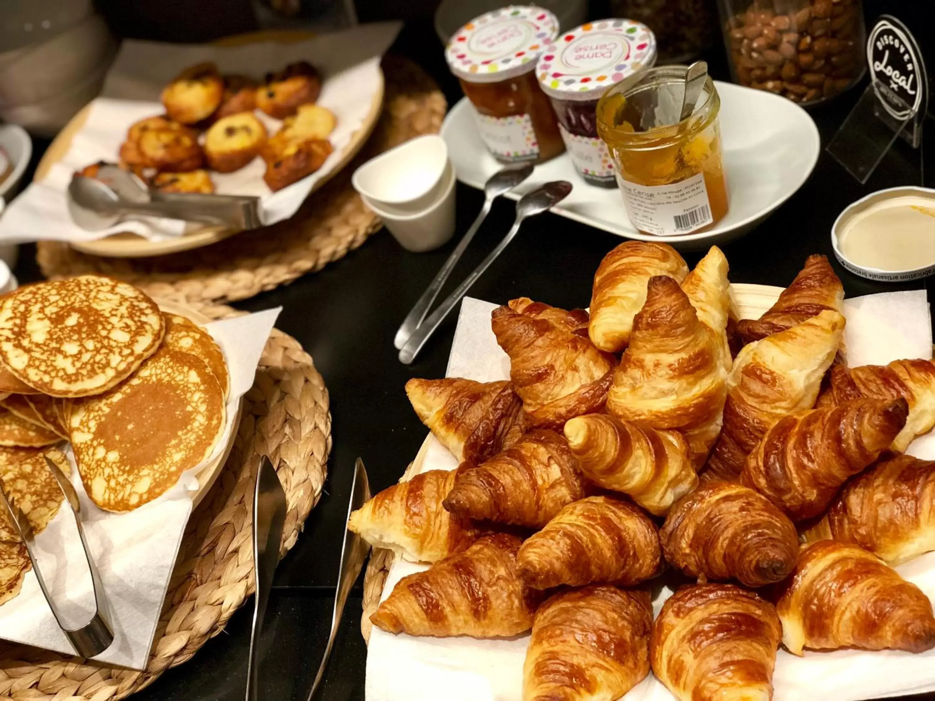 Food close-up, Breakfast in Mercure Rennes Centre Place Bretagne