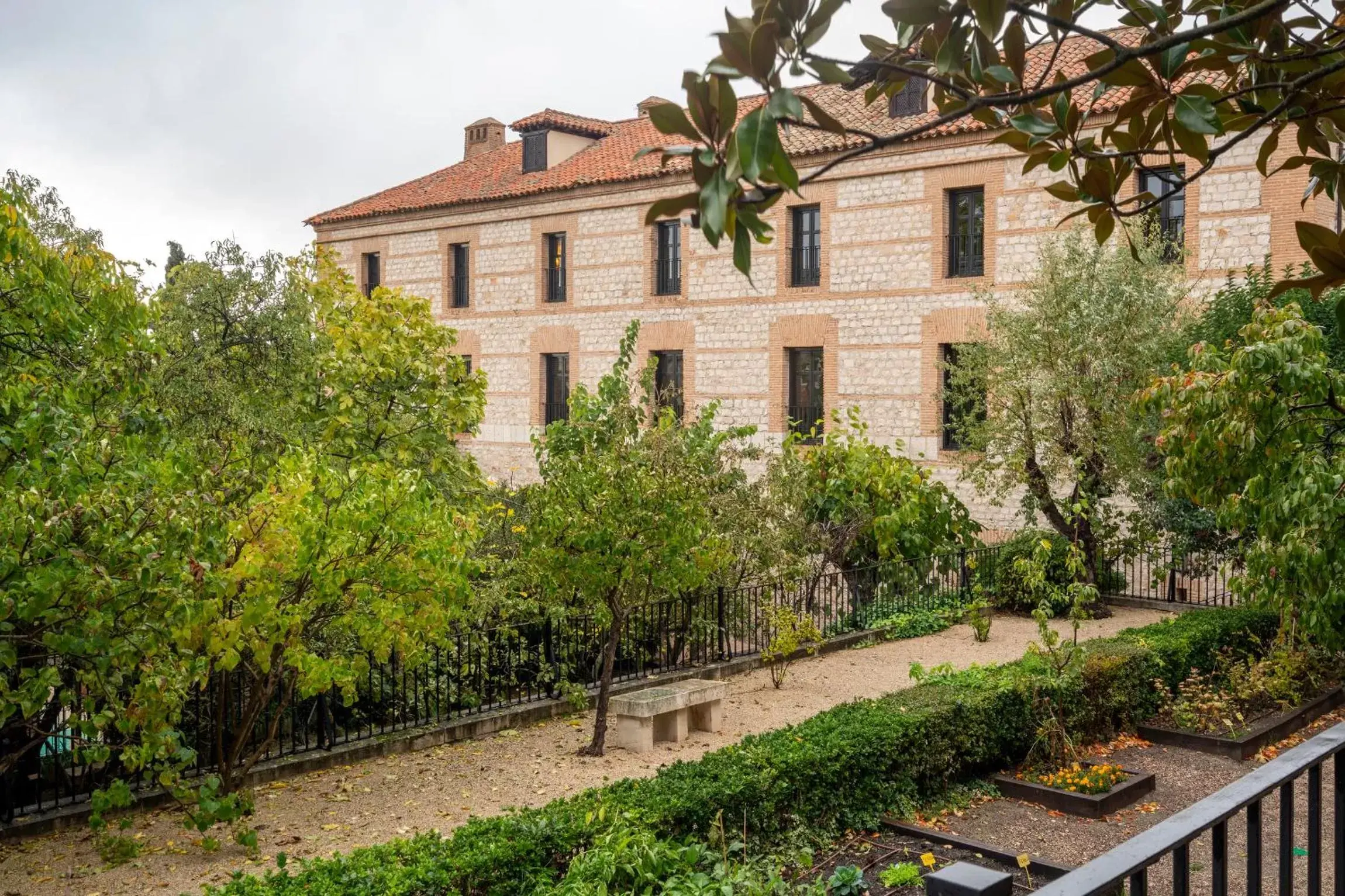 Off site, Property Building in Parador de Chinchón