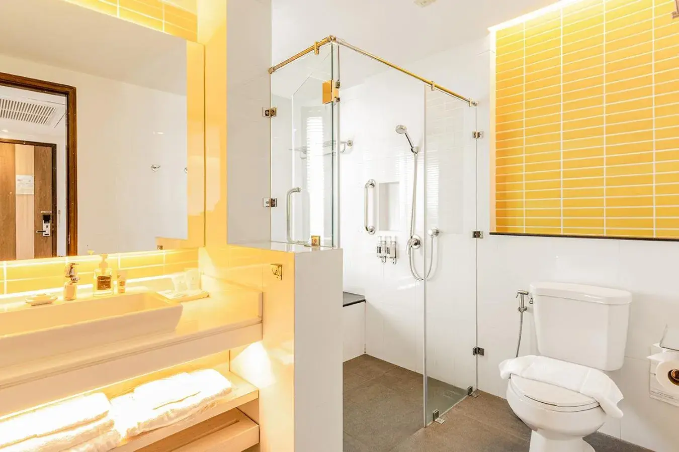 Shower, Bathroom in Sand Dunes Chaolao Beach Resort