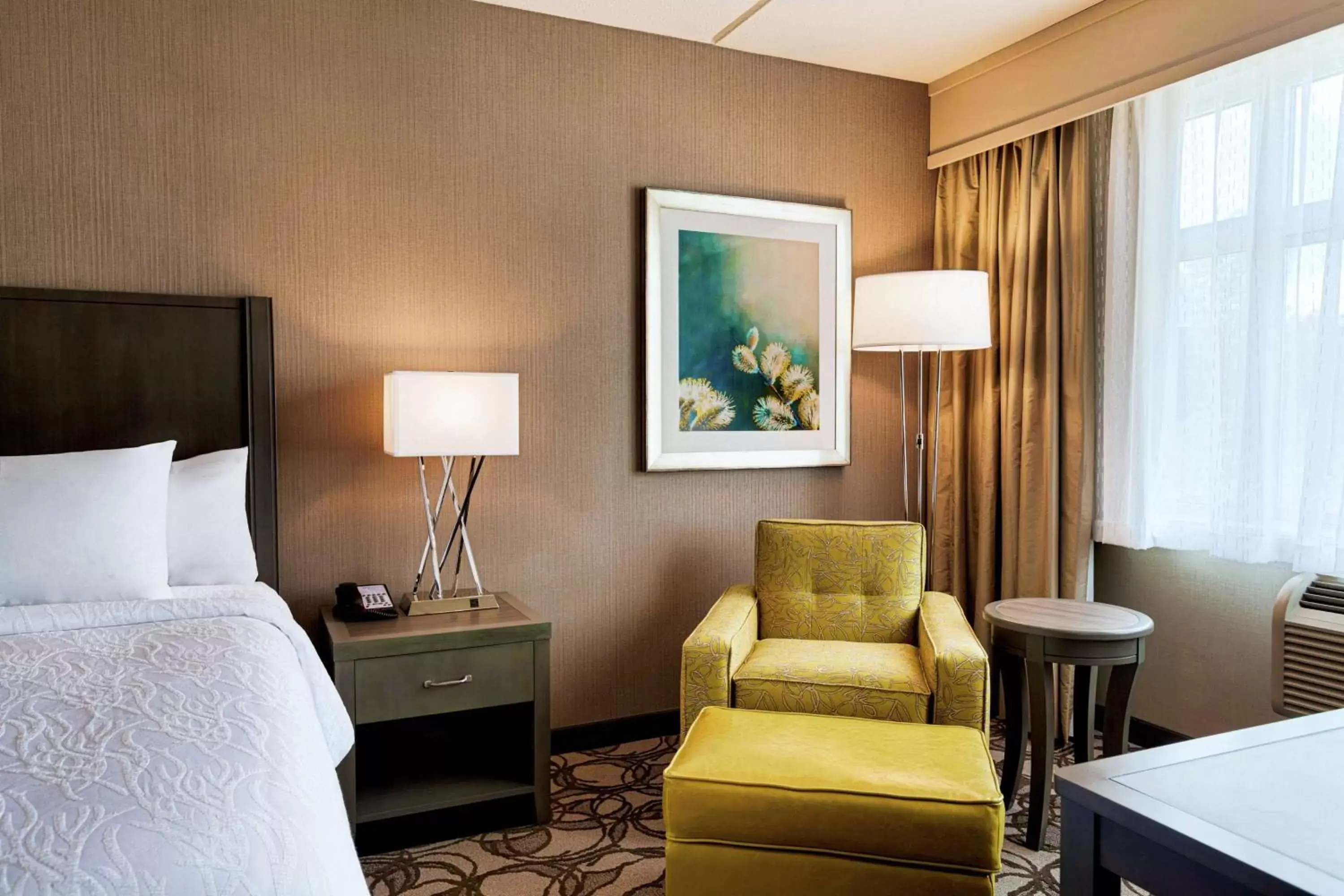 Bed in Hilton Garden Inn Lenox Pittsfield Bed in Hilton Garden Inn Lenox Pittsfield