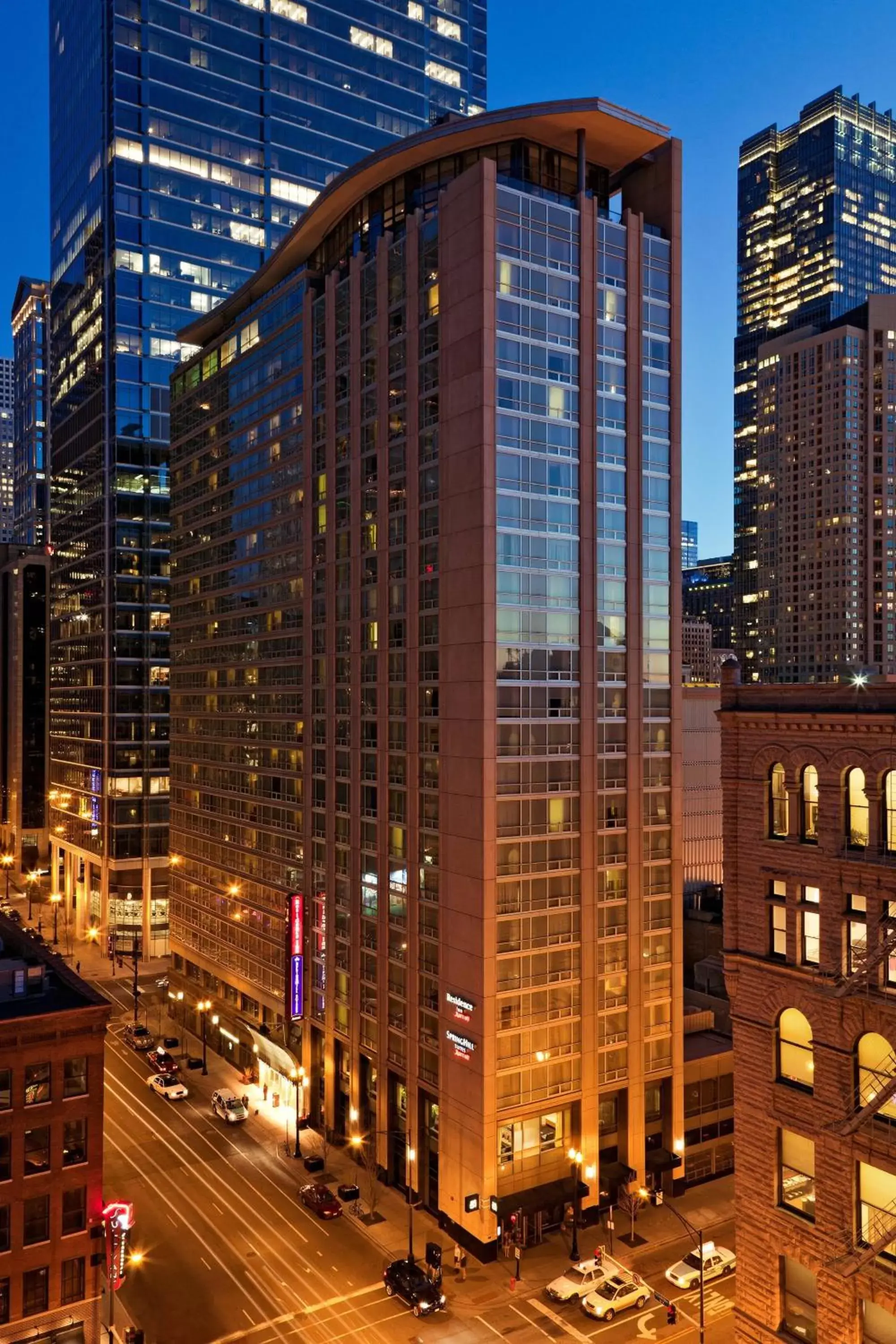 Property building in Residence Inn by Marriott Chicago Downtown/River North