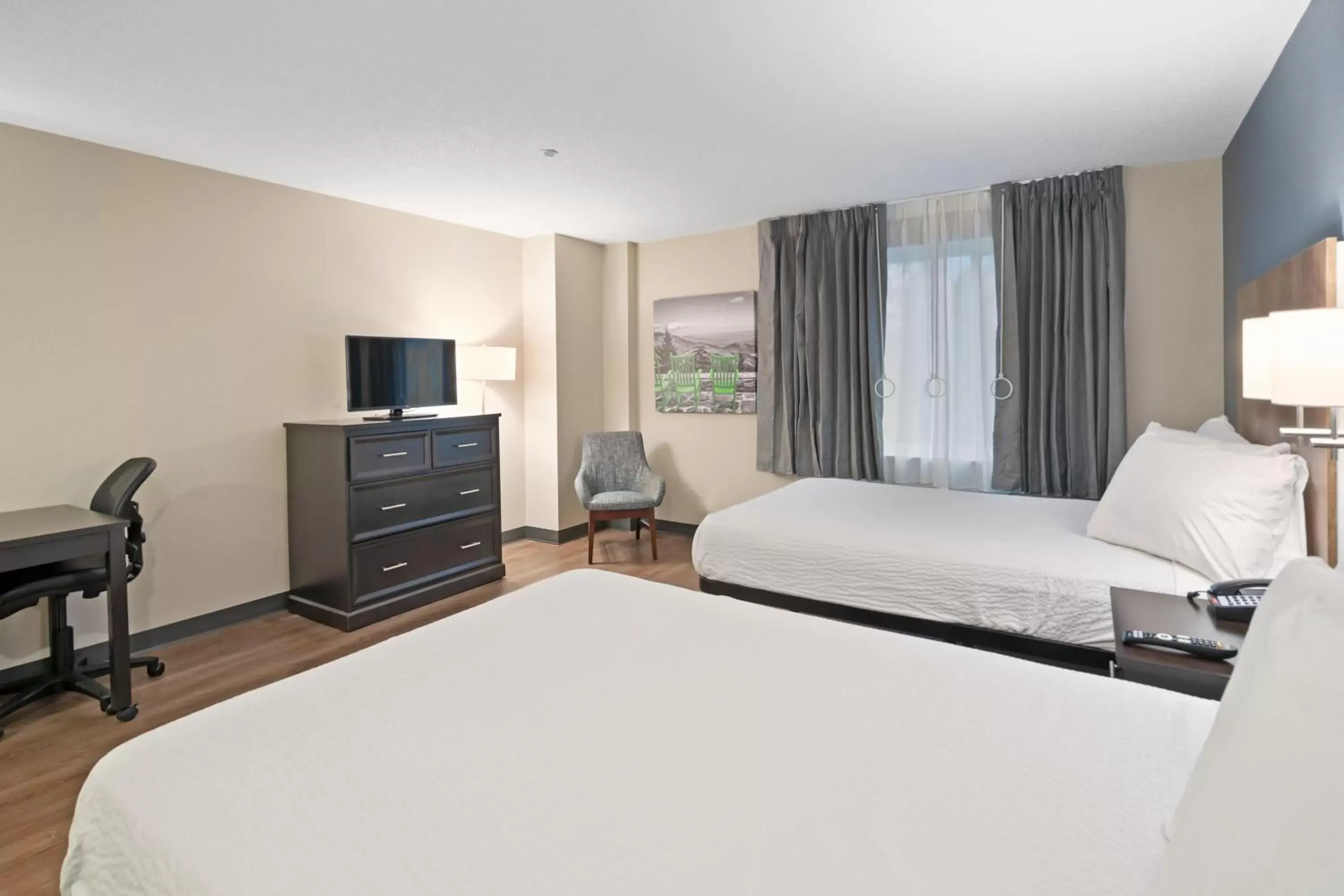 Bed in Extended Stay America Suites - Washington, DC - Centreville - Manassas