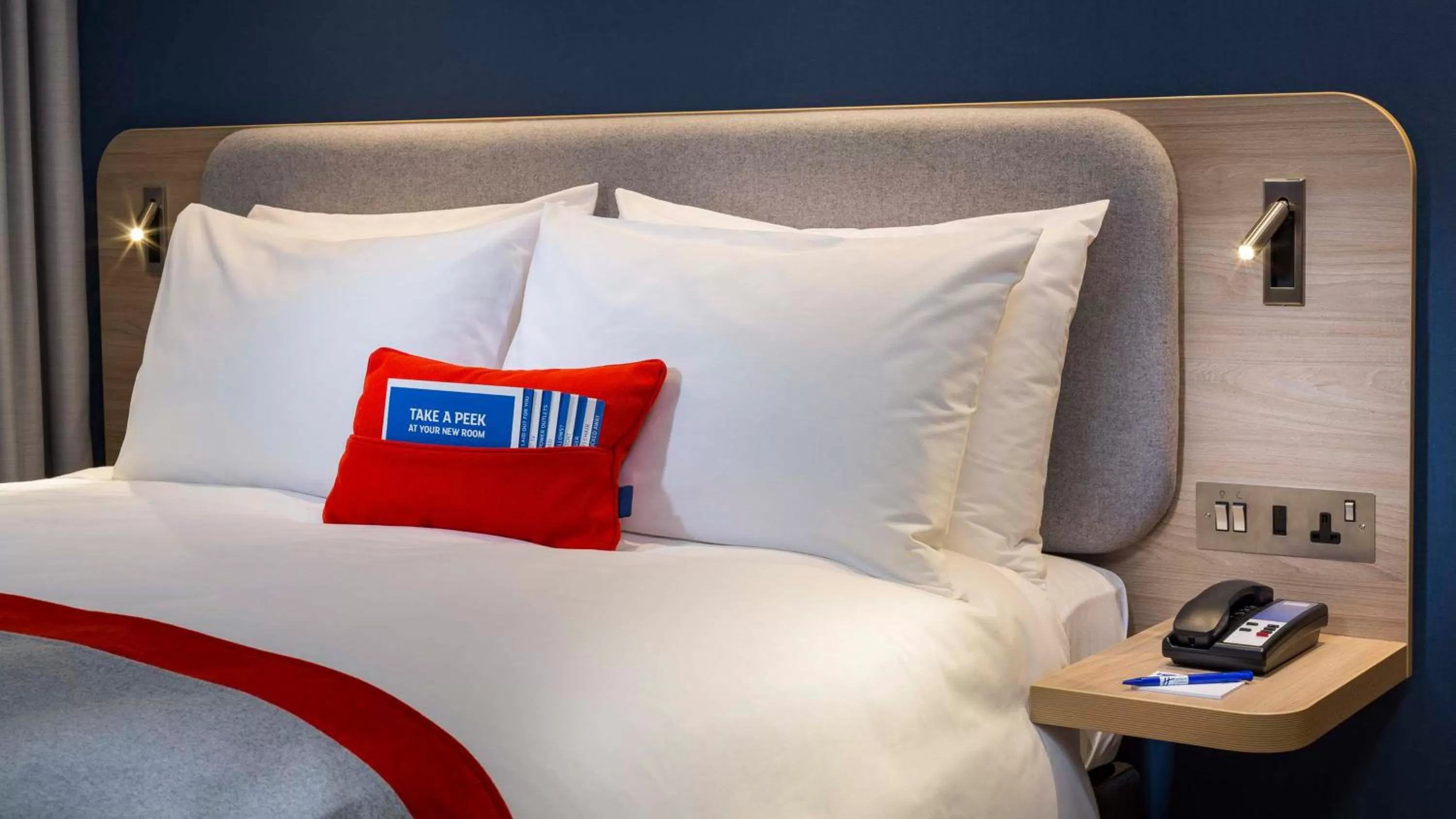 Photo of the whole room, Bed in Holiday Inn Express - Manchester - TRAFFORDCITY by IHG