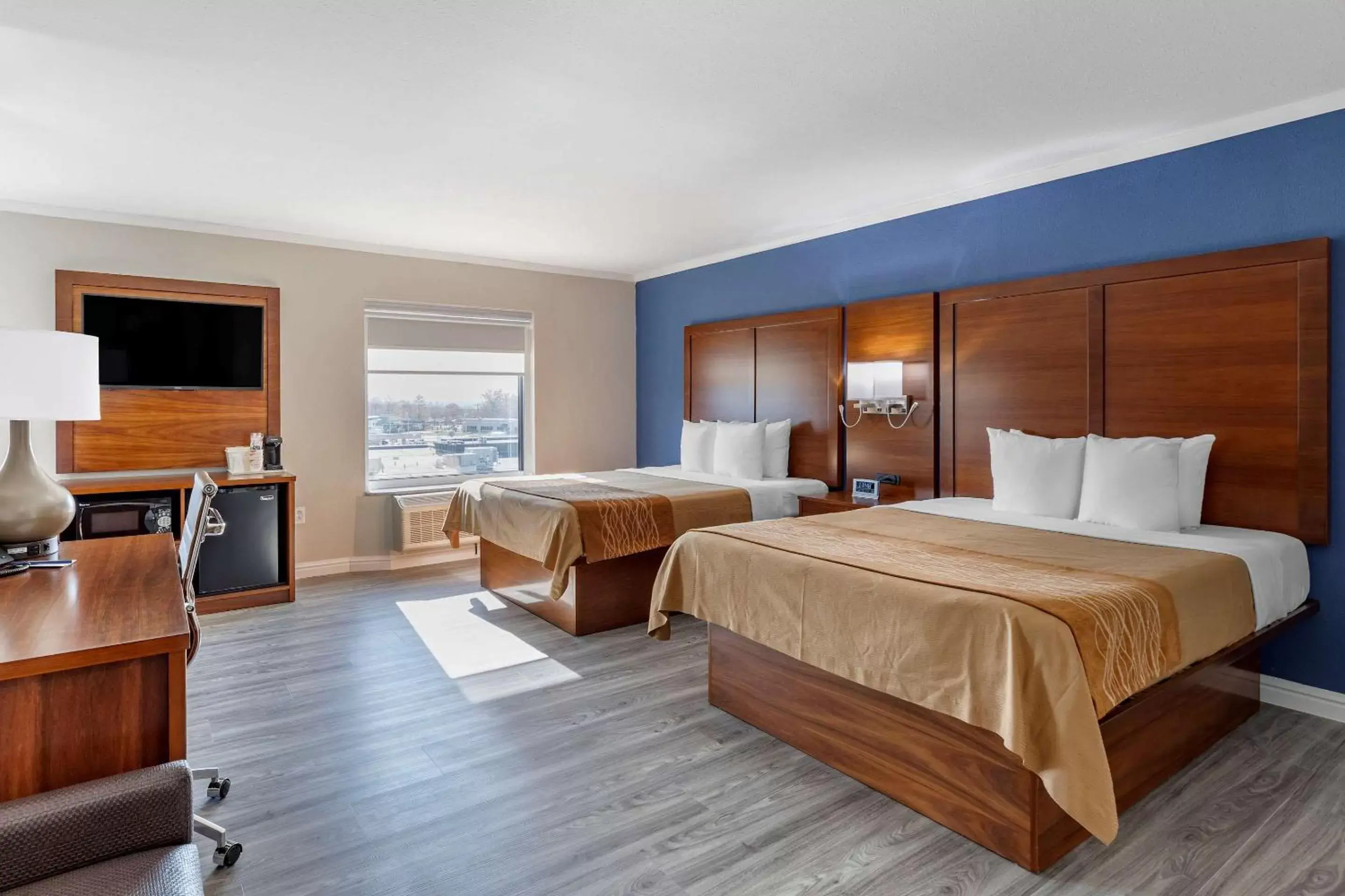 Queen Suite with Two Queen Beds - Accessible/Non Smoking in Comfort Suites St Louis - Sunset Hills Queen Suite with Two Queen Beds - Accessible/Non Smoking in Comfort Suites St Louis - Sunset Hills