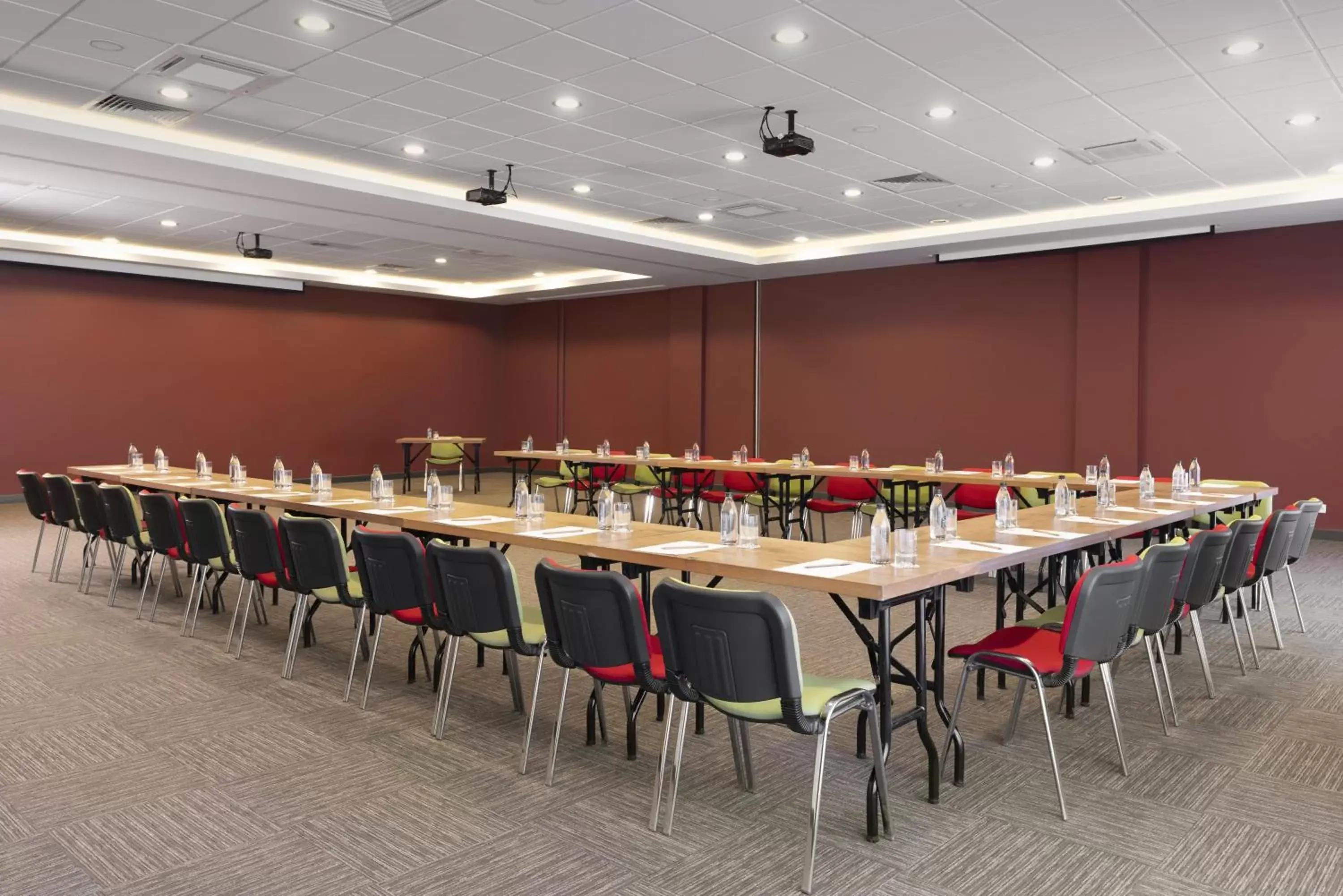 Meeting/conference room in ibis Ankara Airport Hotel