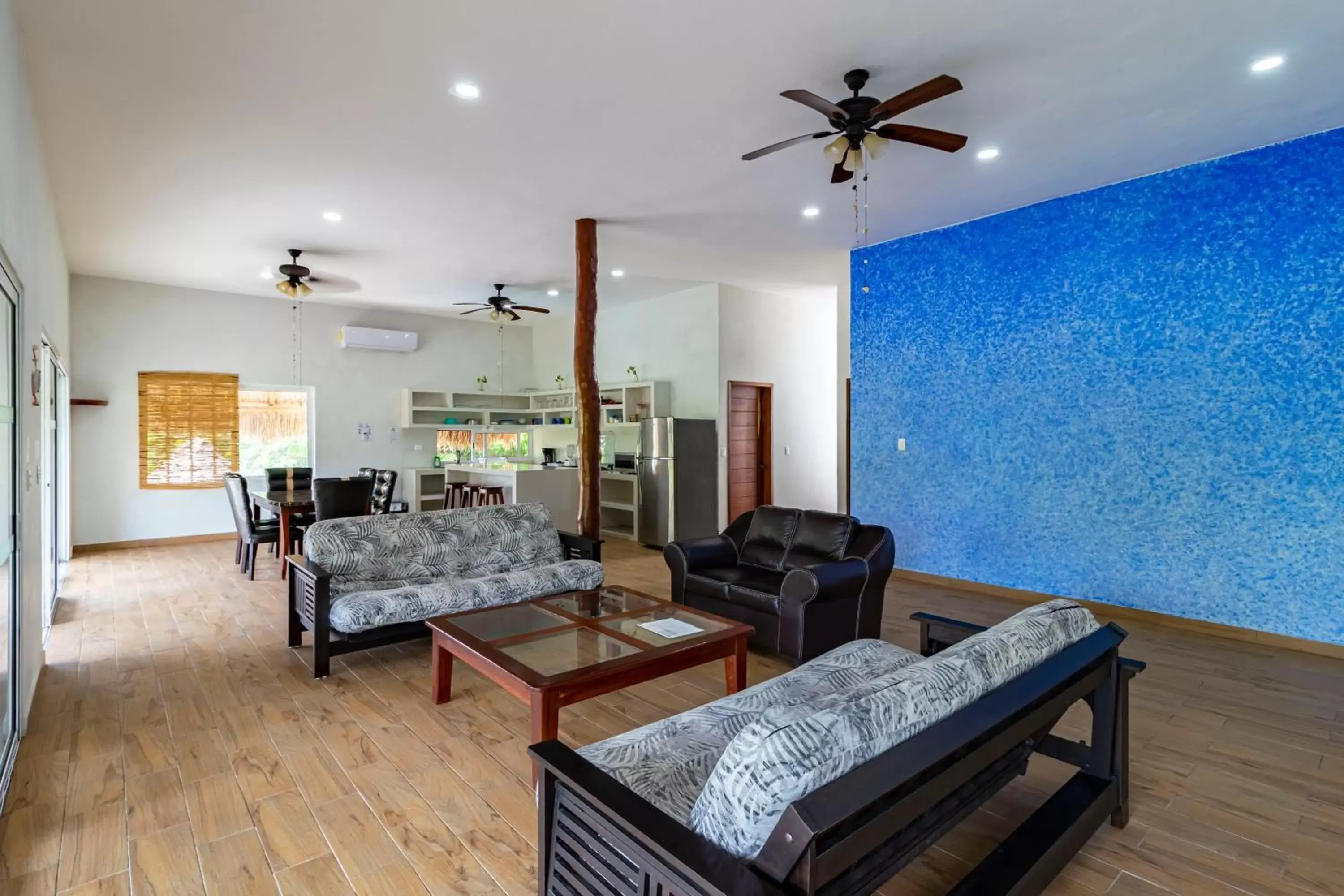 Living room, Seating Area in Hotel & Suites Oasis Bacalar