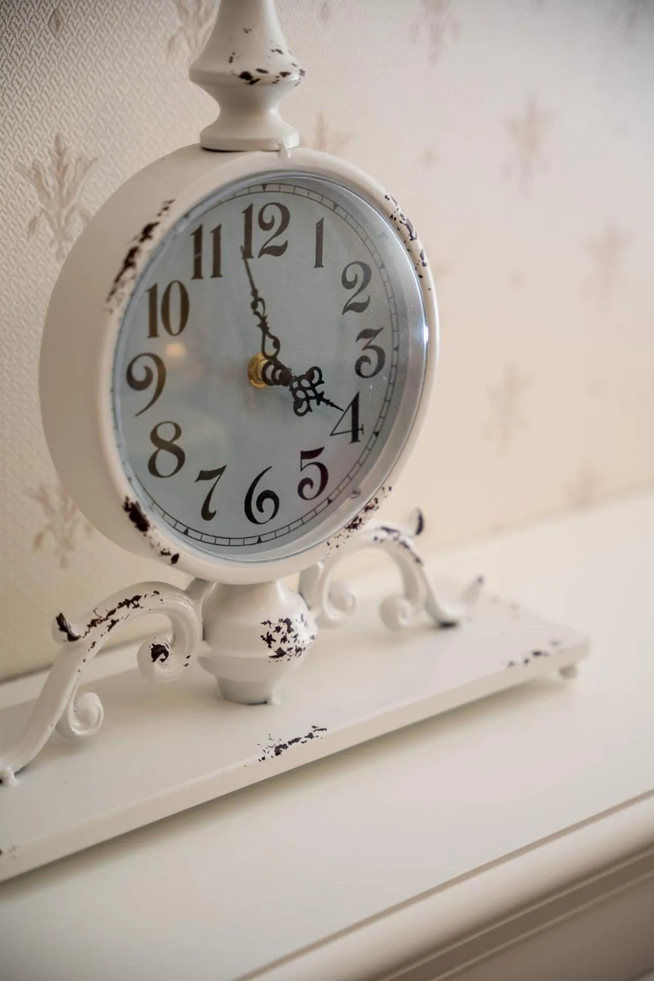 Decorative detail in Albergo Rossini 1936 - Small & Charming