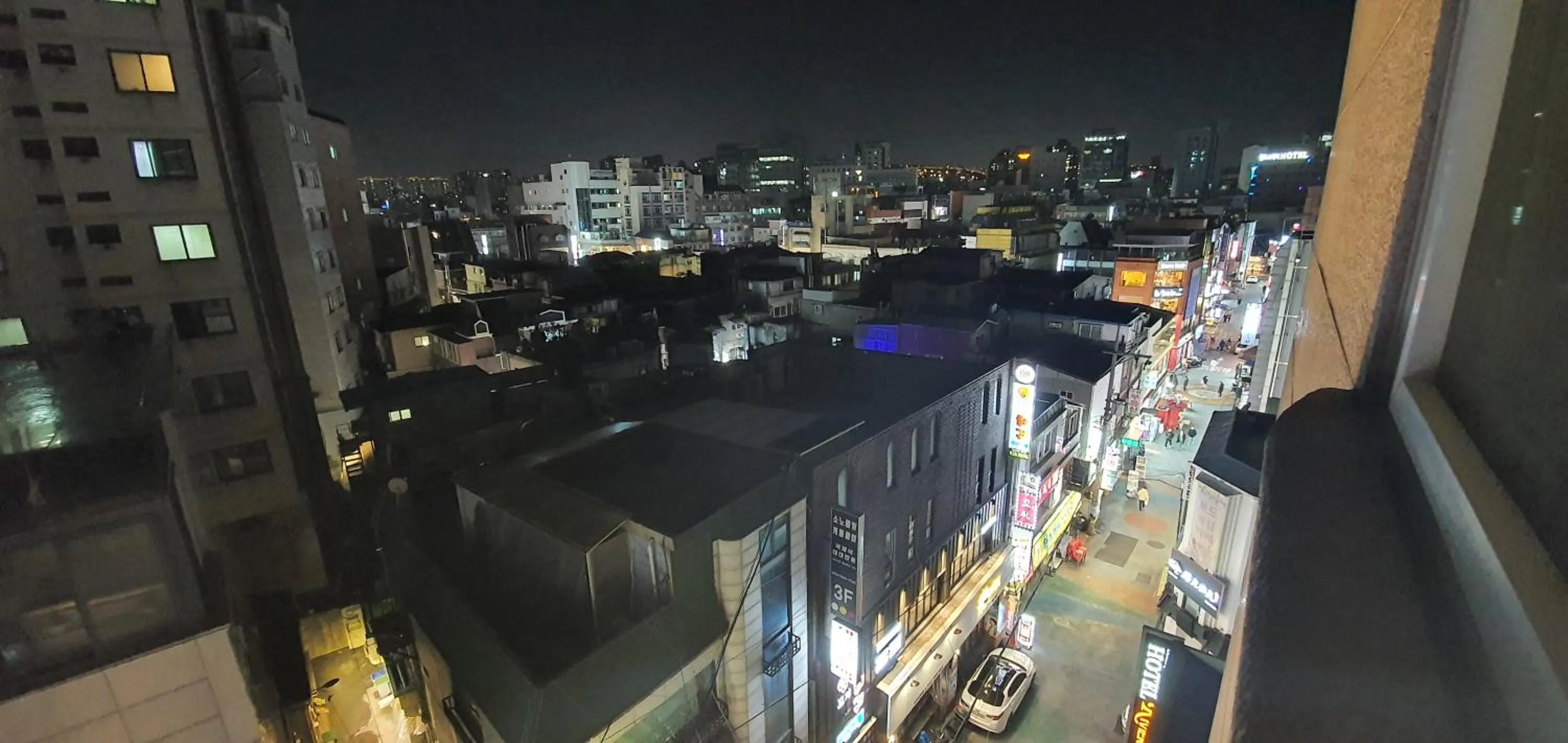 Friendly DH Naissance Hotel by Mindrum Group