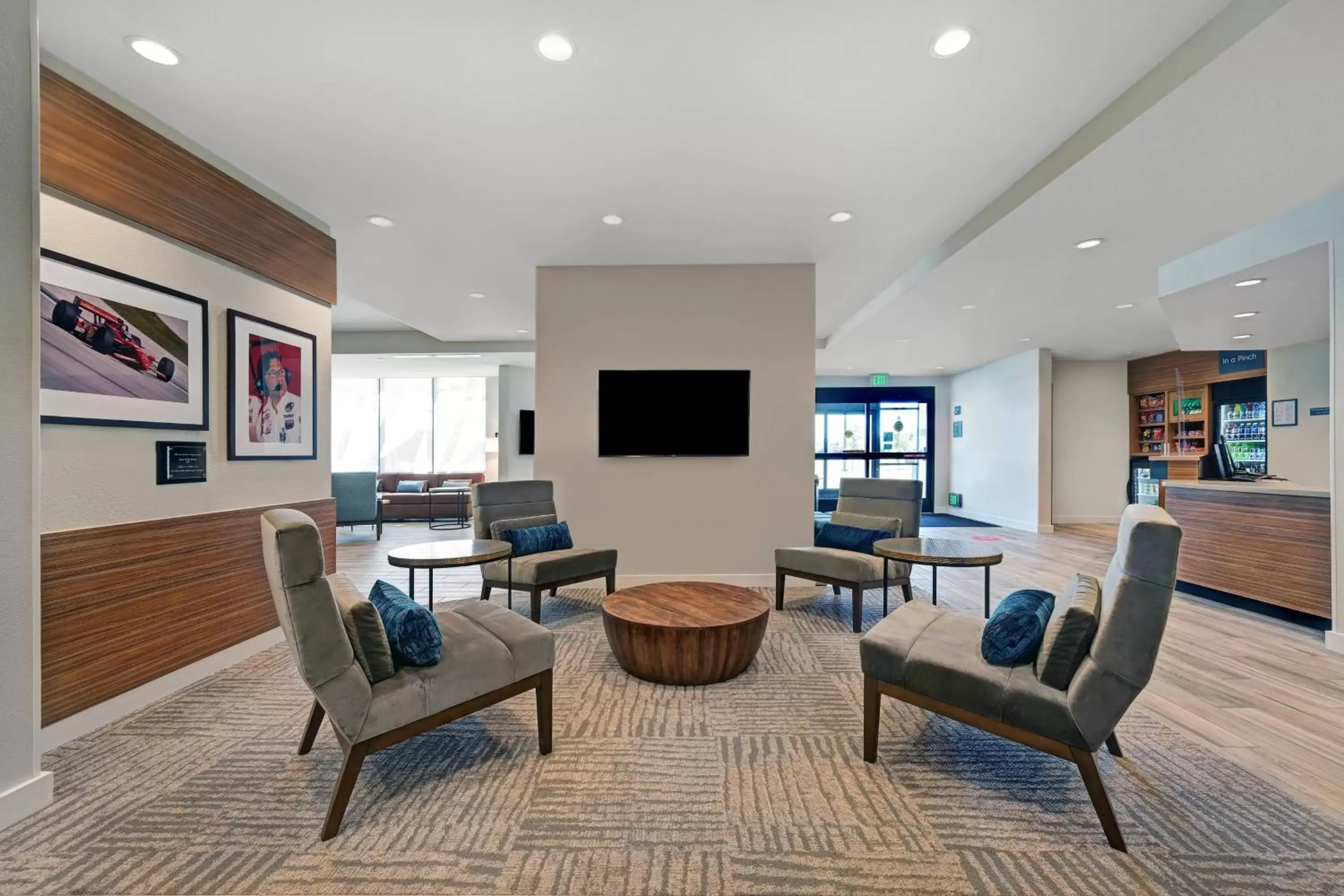 Lobby or reception, Seating Area in TownePlace Suites Sacramento Airport Natomas