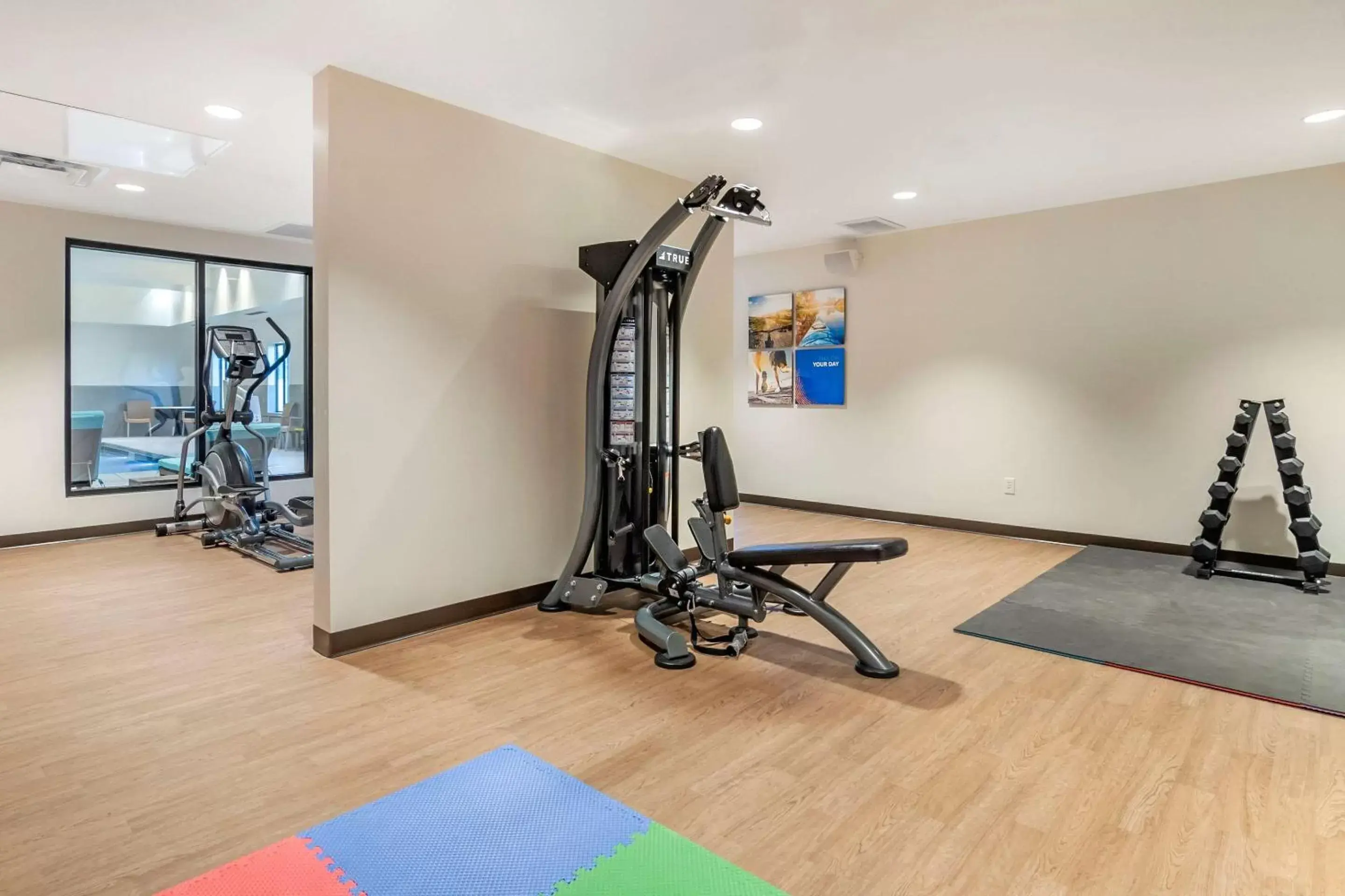 Activities, Fitness Center/Facilities in Comfort Suites Grandview - Kansas City