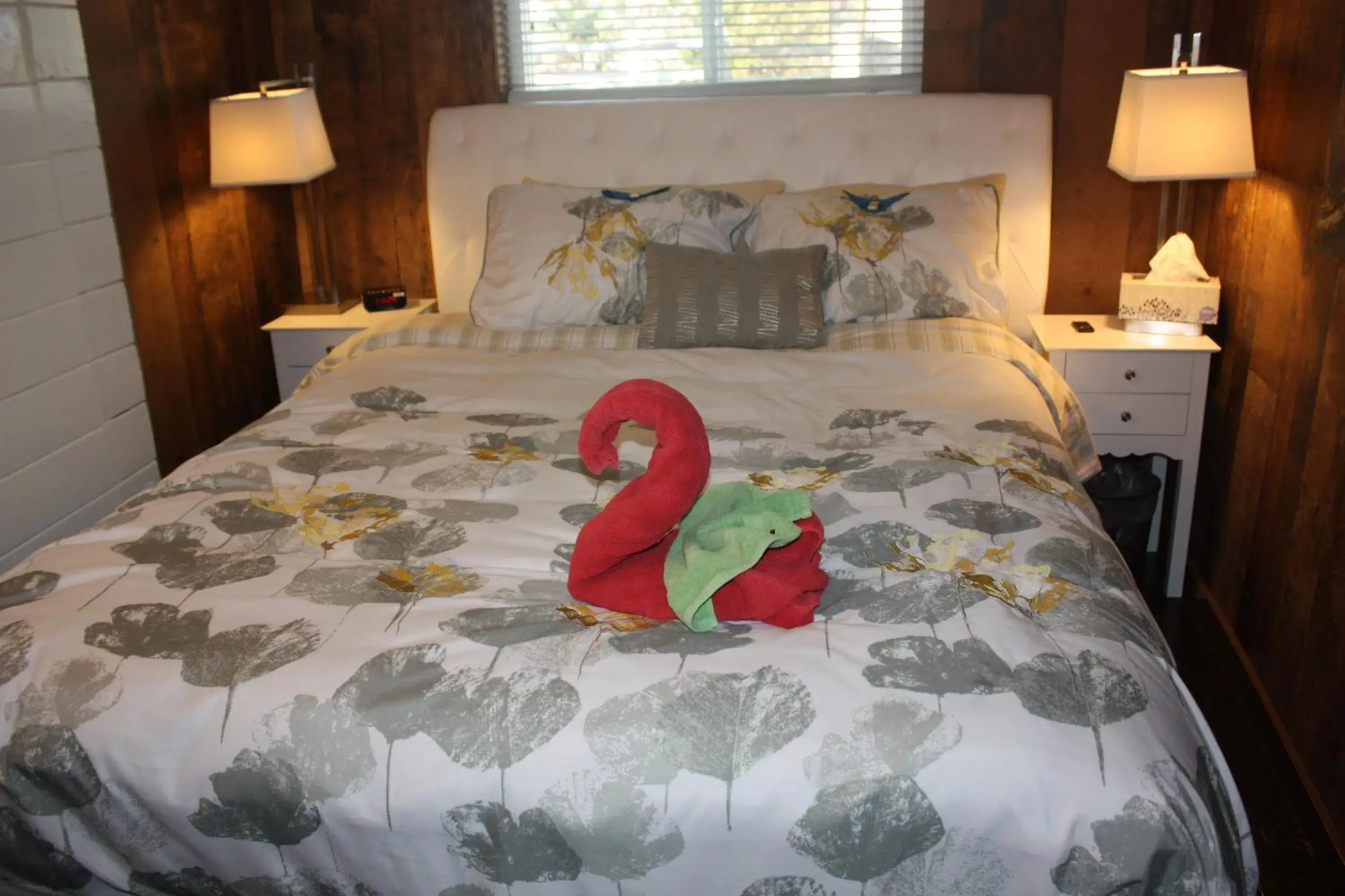 Bed in Woodhouse Cottages And Ranch