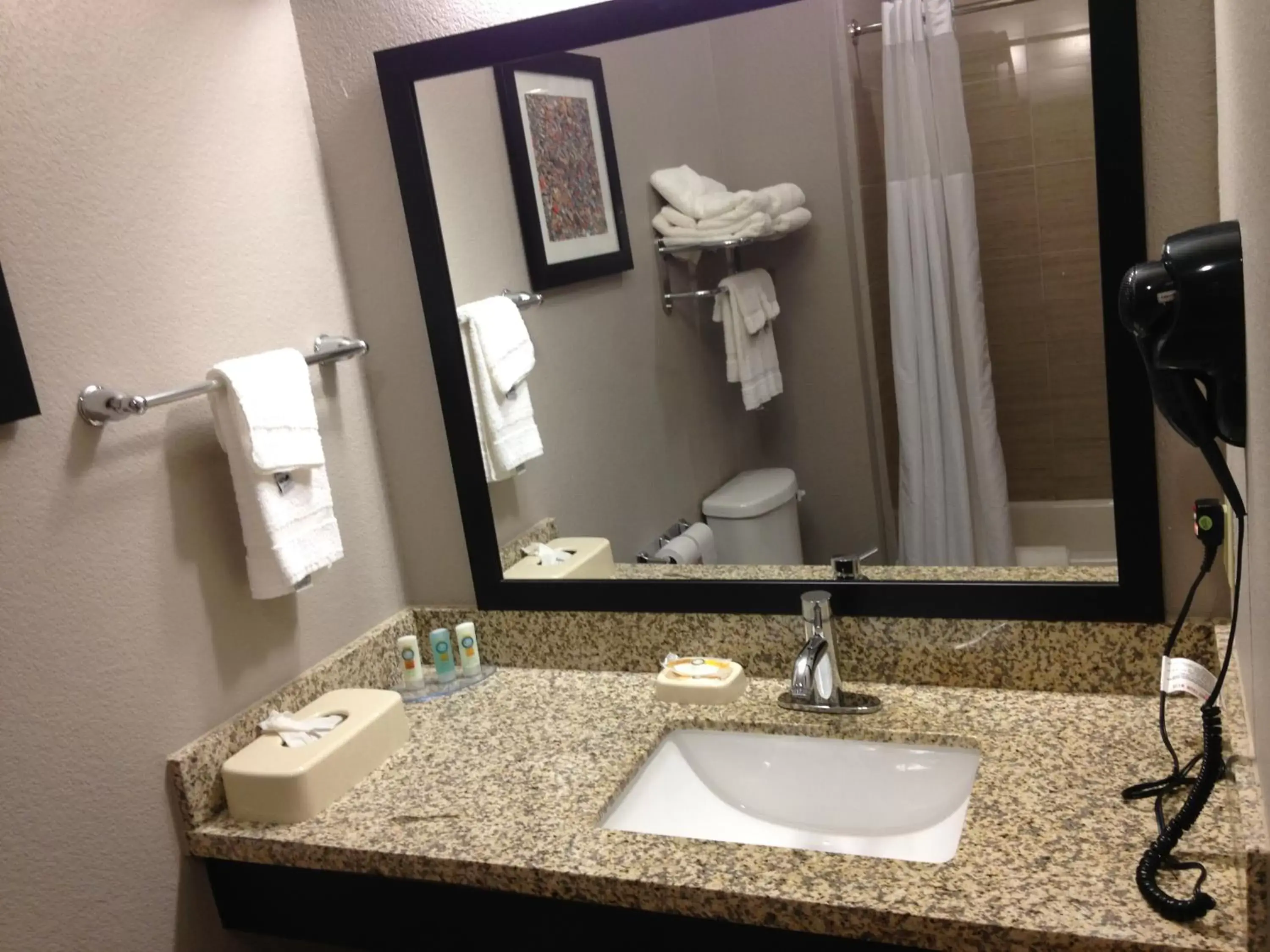 Bathroom in Scottish Inn & Suites Cotulla, TX