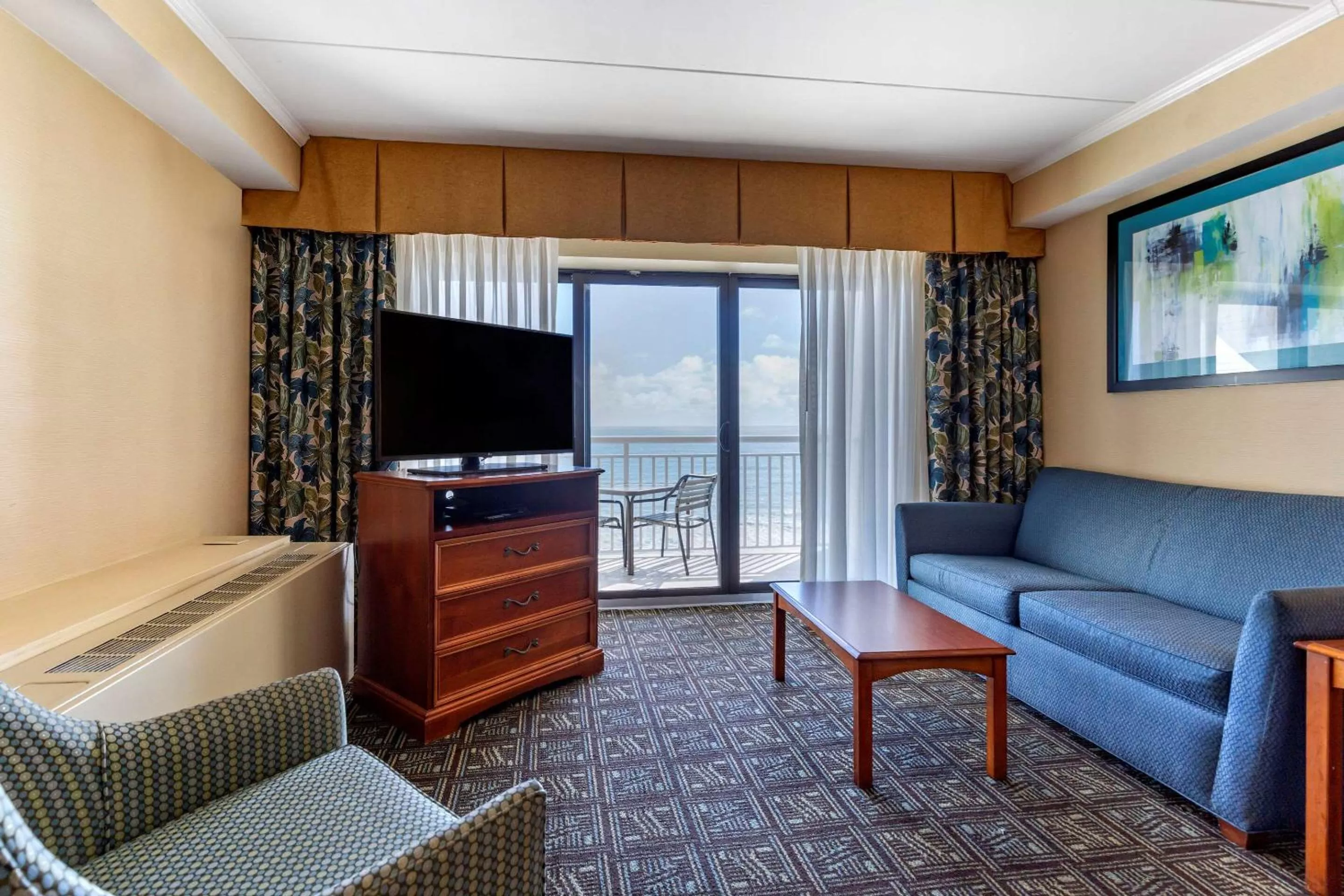 Photo of the whole room in Quality Inn Boardwalk