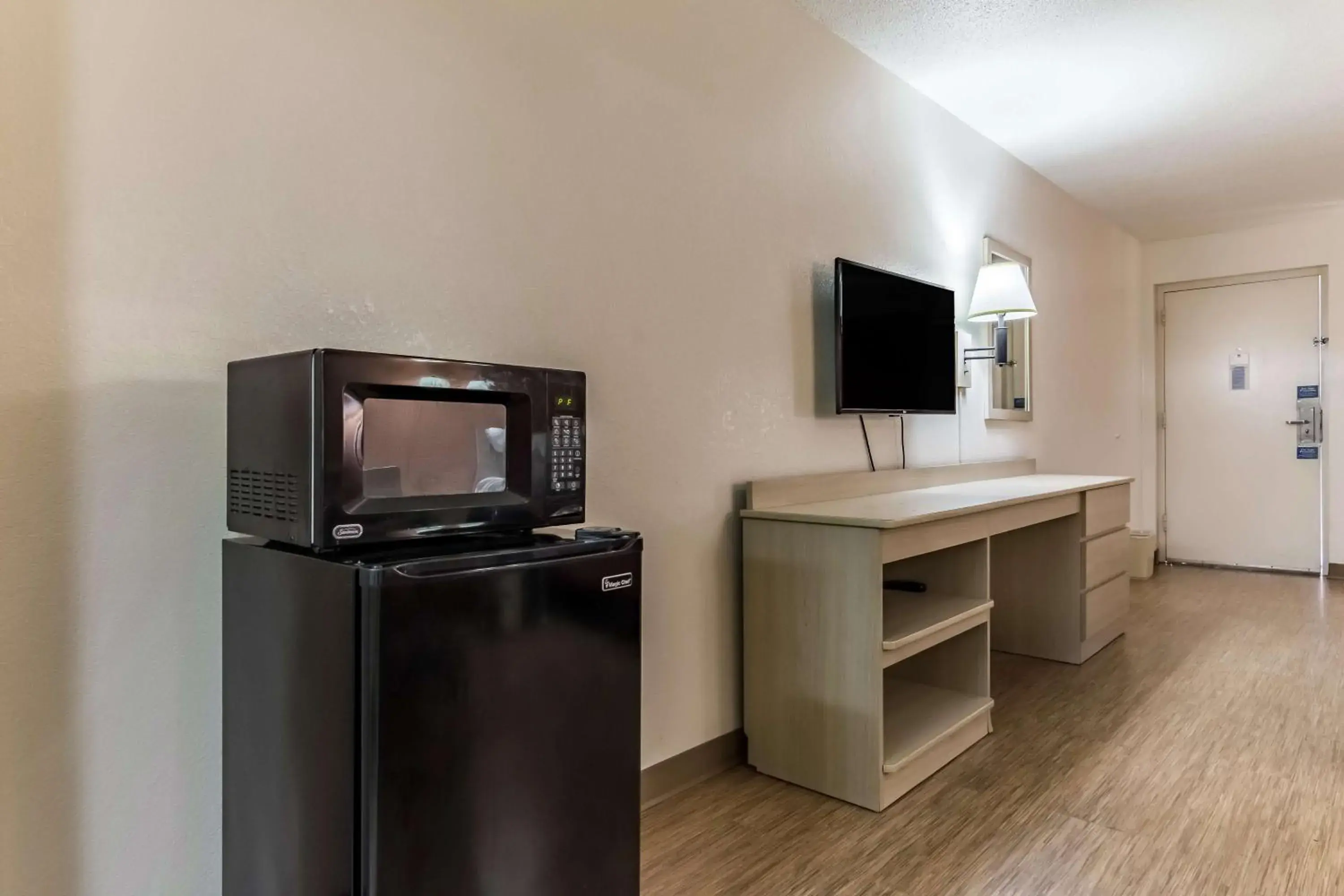 TV and multimedia, TV/Entertainment Center in Motel 6-Raleigh, NC - Cary