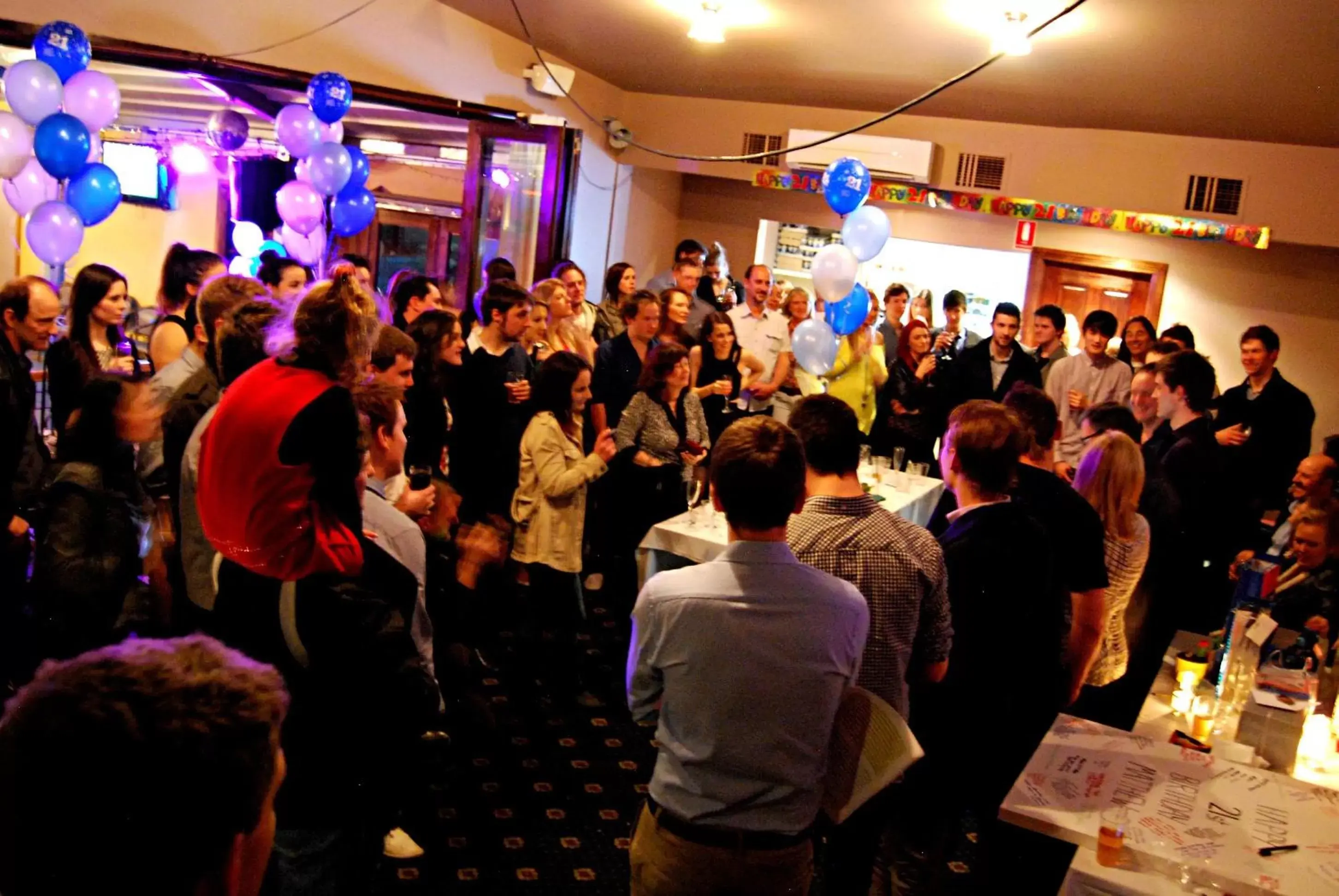 People in The Glenferrie Hotel Hawthorn