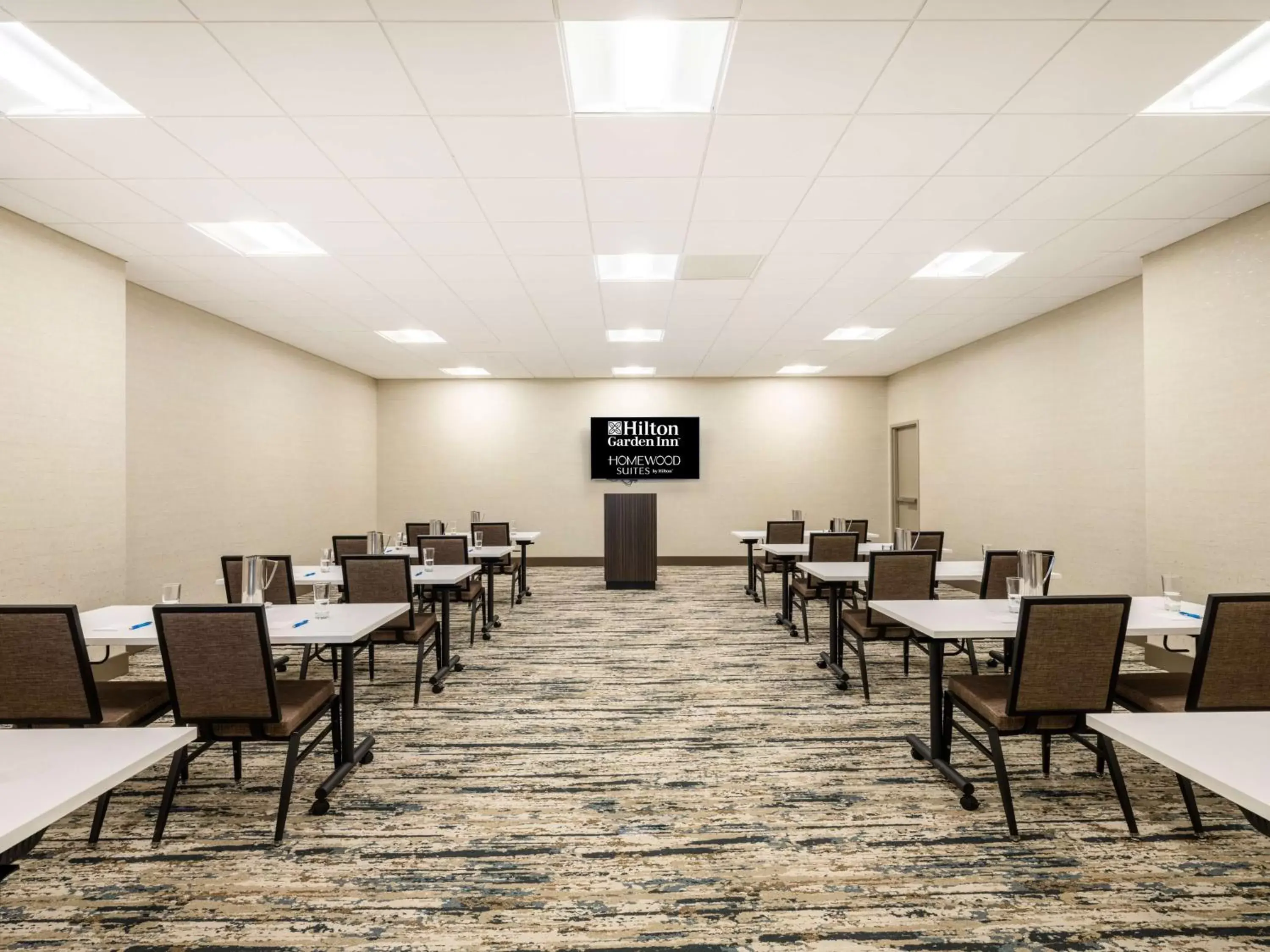 Meeting/conference room in Homewood Suites By Hilton Toledo Downtown